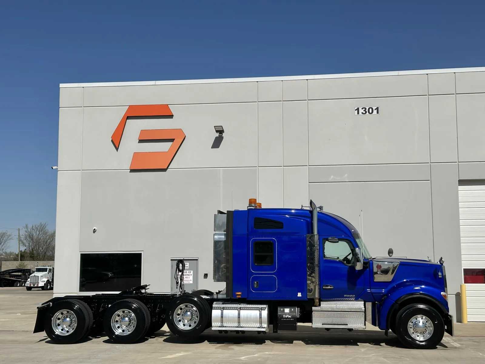 2022 Kenworth W990 in Hutchins, TX — photo 3