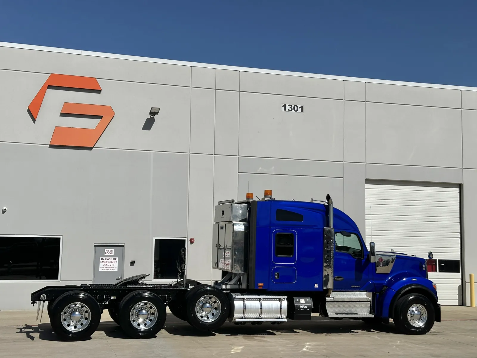 2022 Kenworth W990 in Hutchins, TX — photo 5