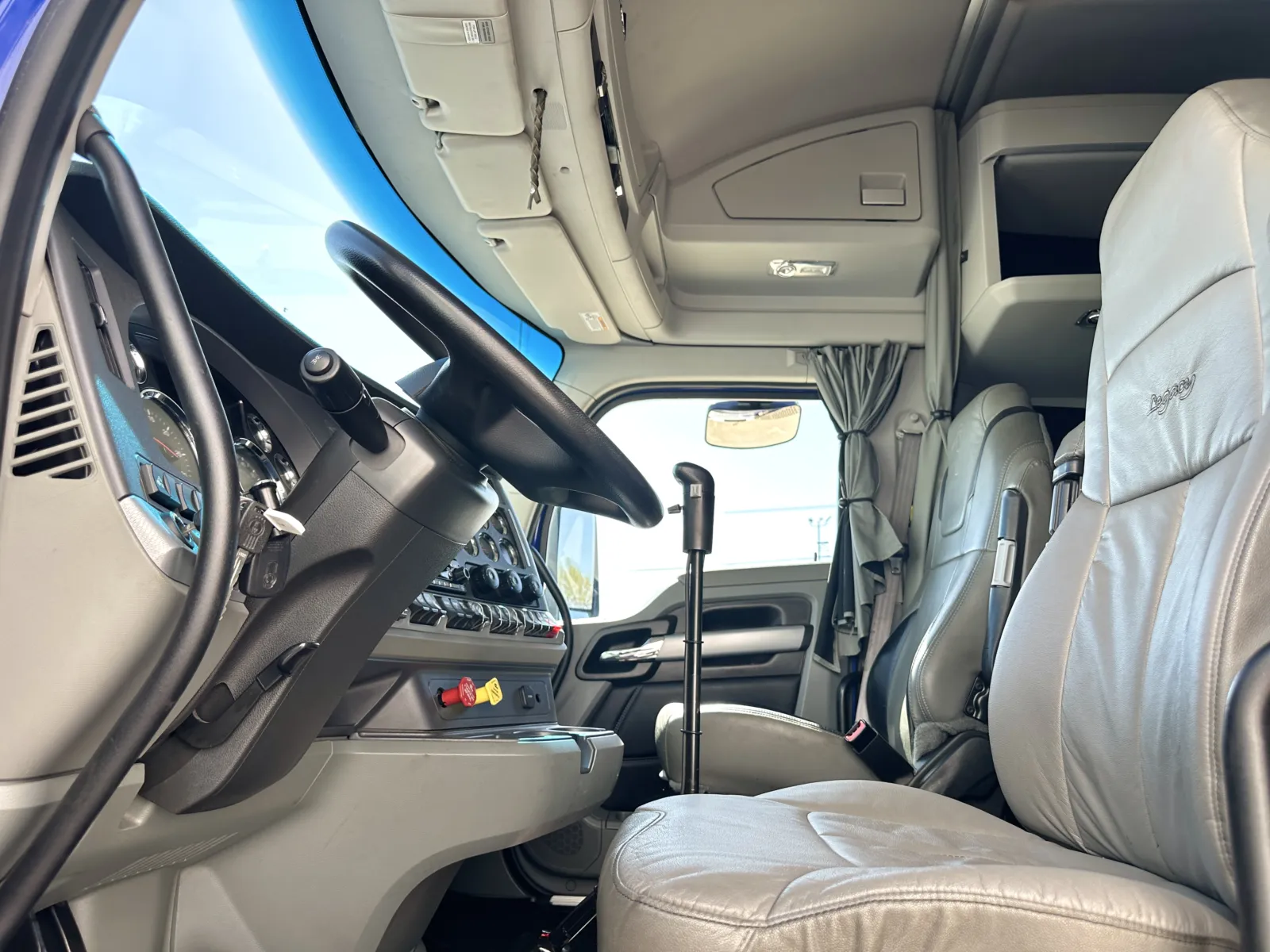 2022 Kenworth W990 in Hutchins, TX — photo 14
