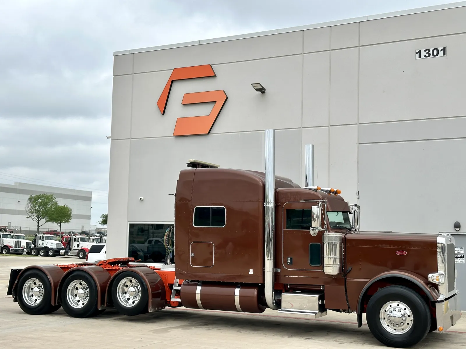 2022 Peterbilt 389