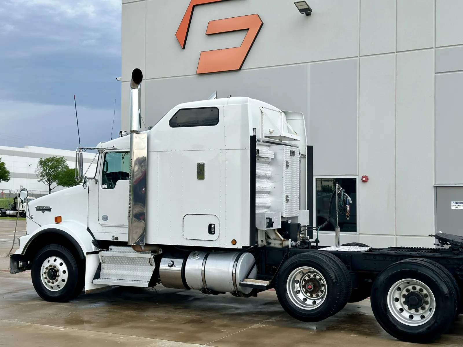 2012 Kenworth T800 in Hutchins, TX — photo 8