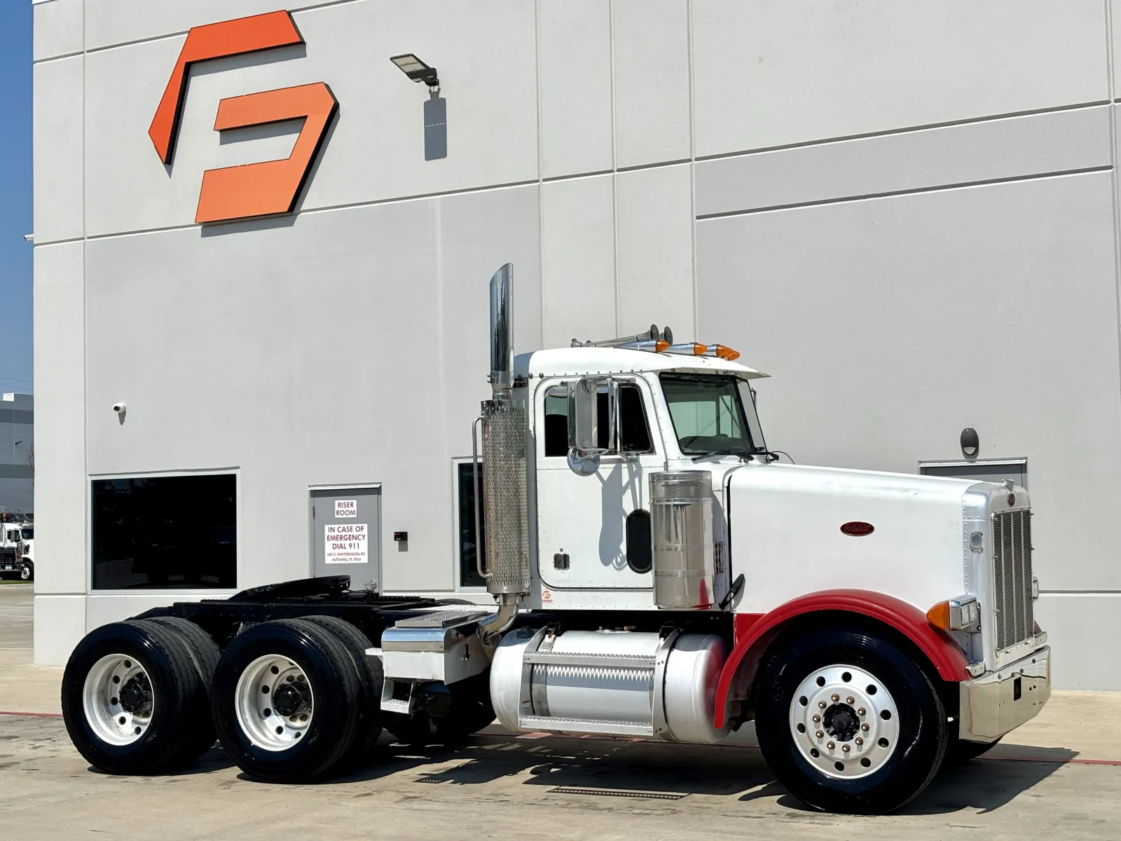 2002 Peterbilt