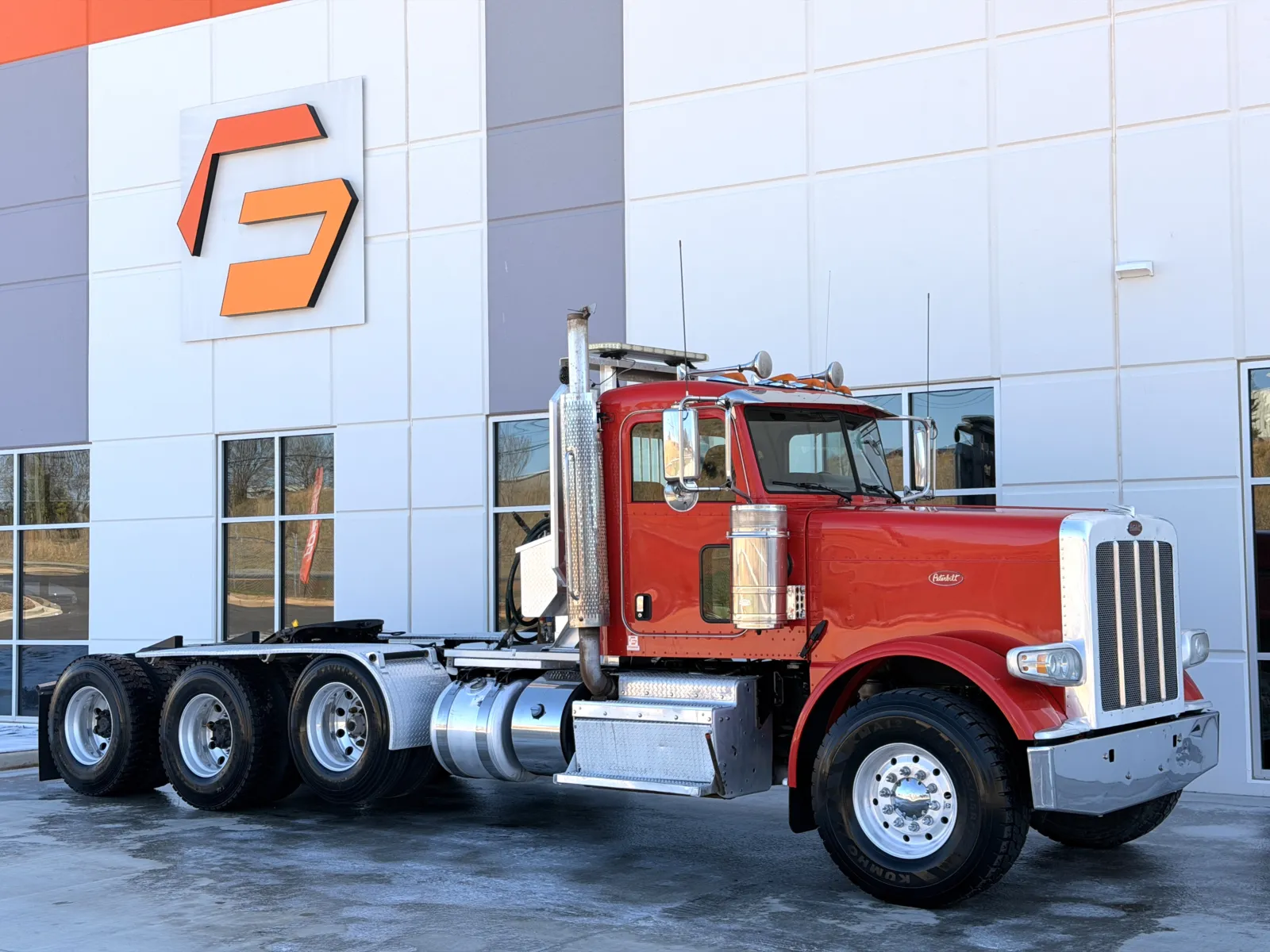 2015 Peterbilt 389