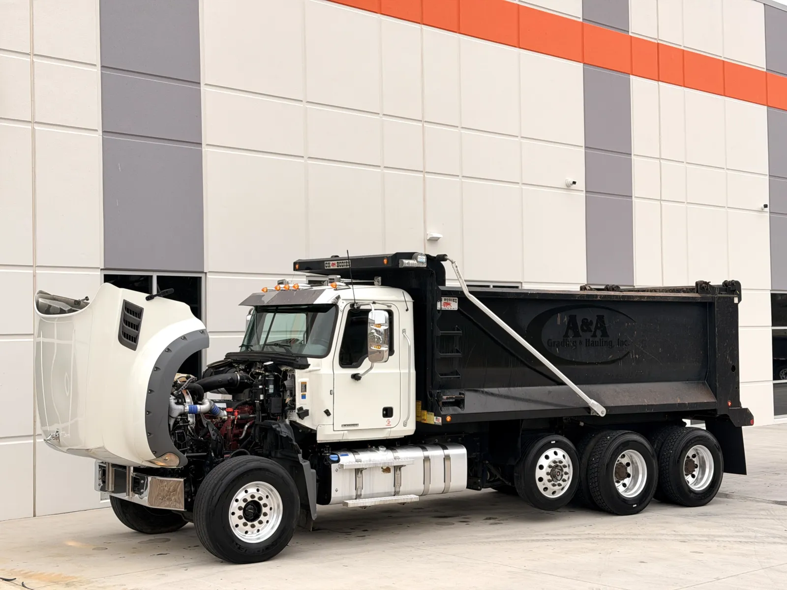 2021 Mack Granite in Greer, SC — photo 11