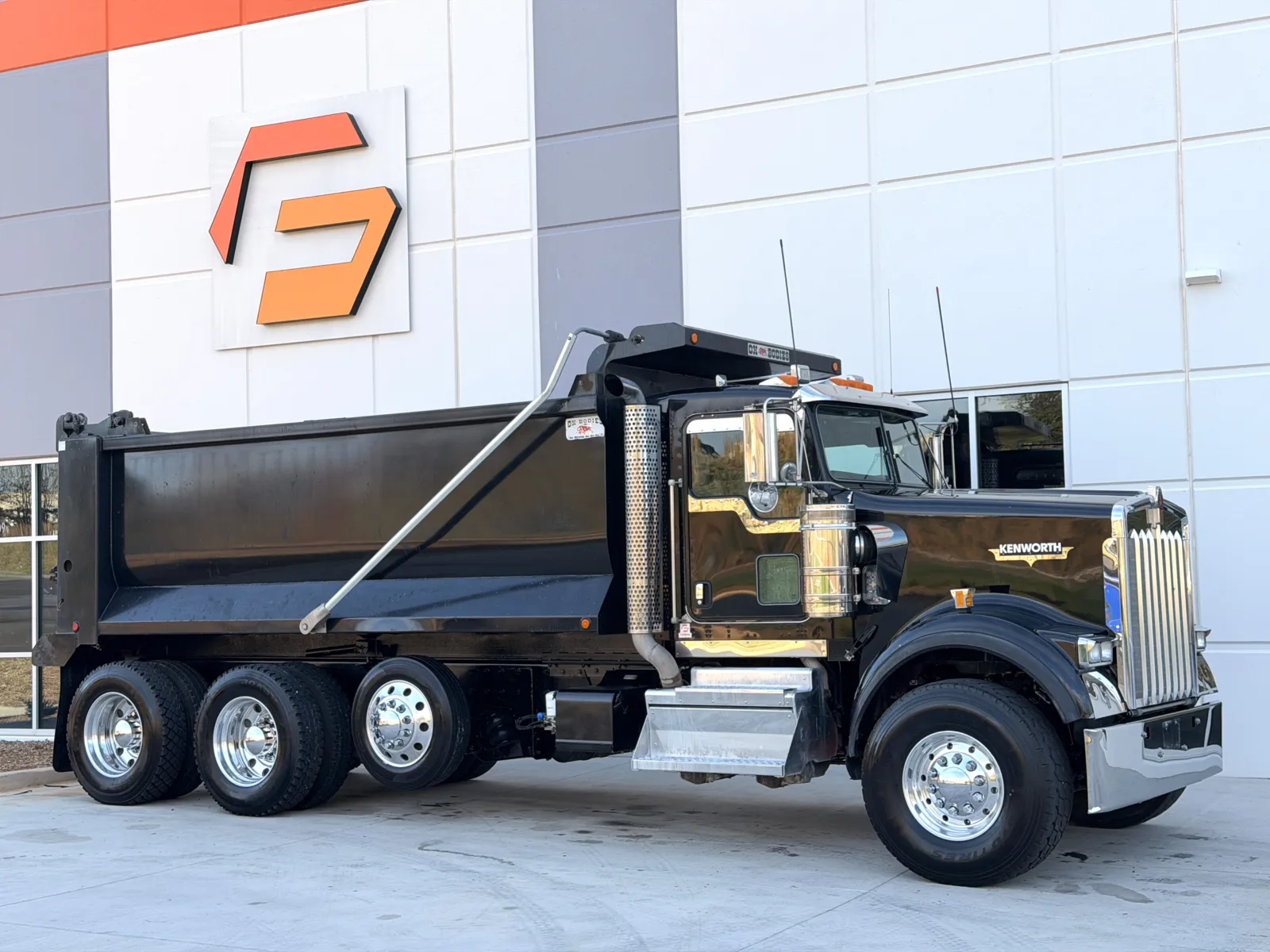 2021 Kenworth W900 in Greer, SC — photo 2