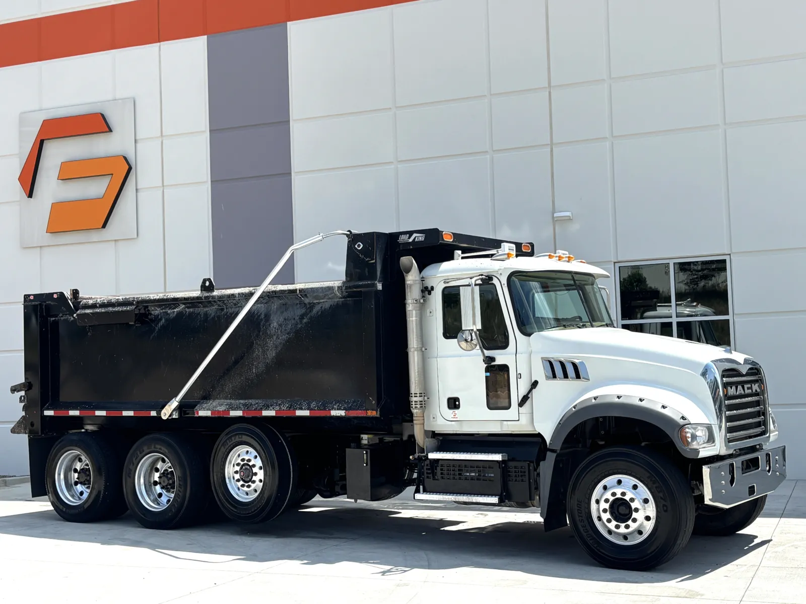 2023 Mack Granite in Greer, SC — photo 2