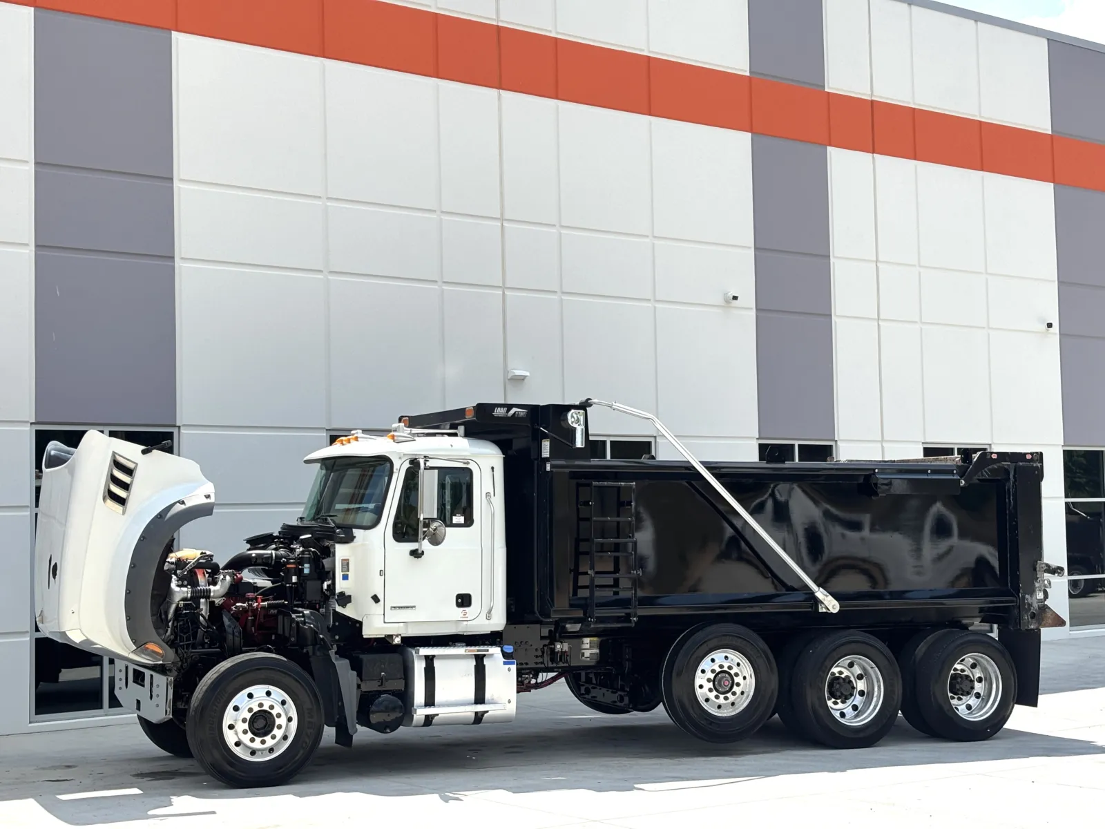 2023 Mack Granite in Greer, SC — photo 11