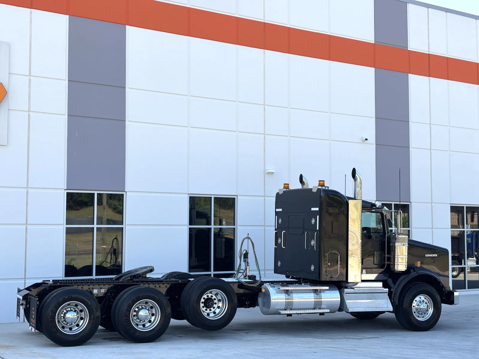 2024 Kenworth T800 in Greer, SC — photo 5