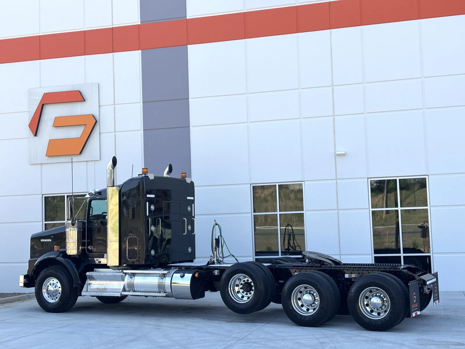 2024 Kenworth T800 in Greer, SC — photo 6