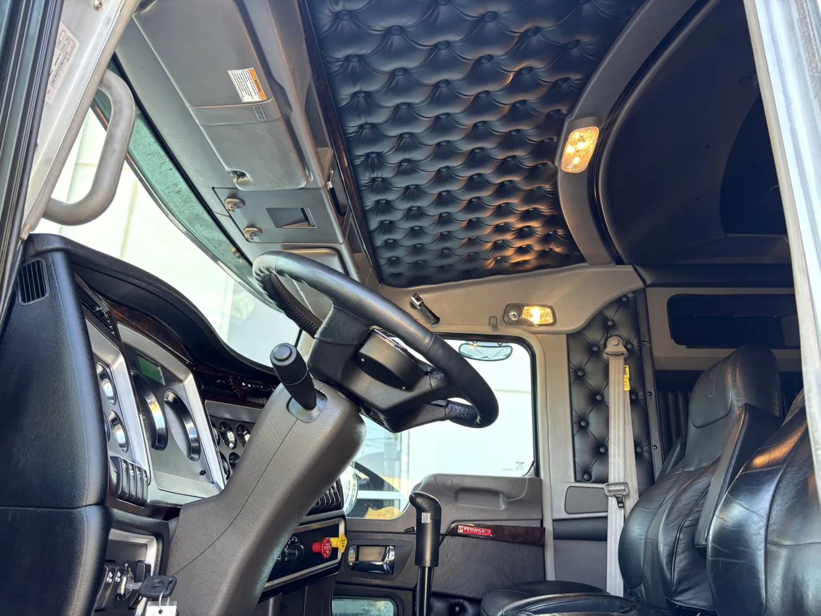 2024 Kenworth T800 in Greer, SC — photo 14