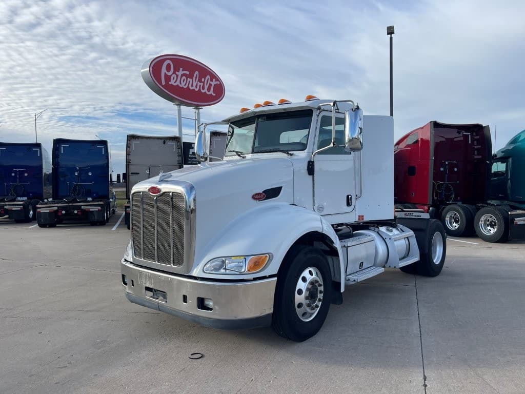 2013 PETERBILT 384