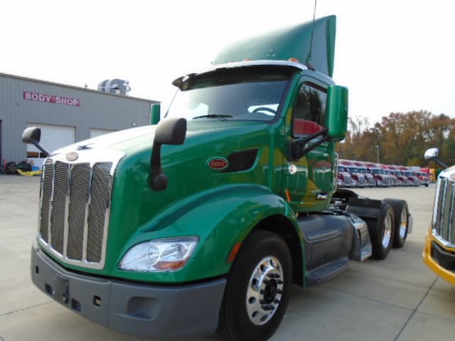 2020 PETERBILT 579