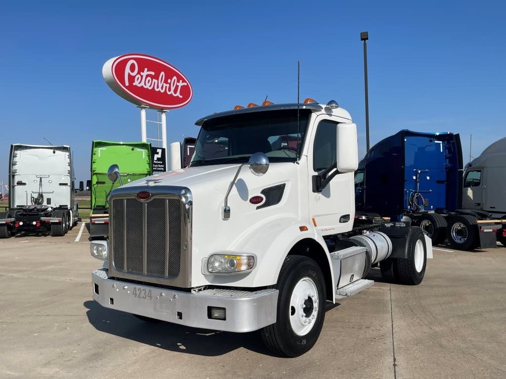 2019 PETERBILT 567
