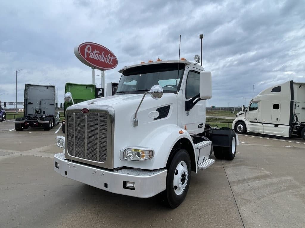 2020 PETERBILT 567