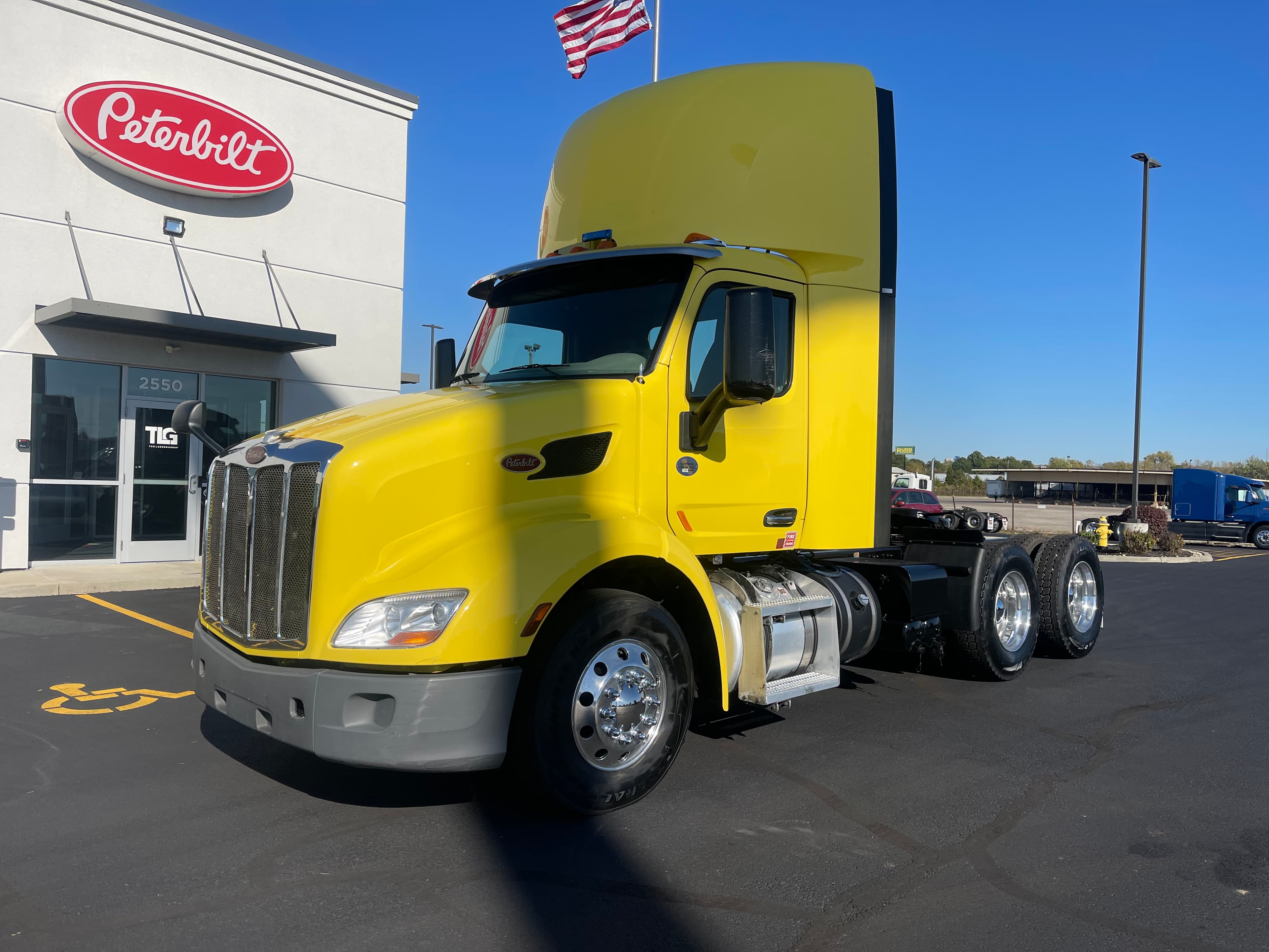 2021 PETERBILT 579