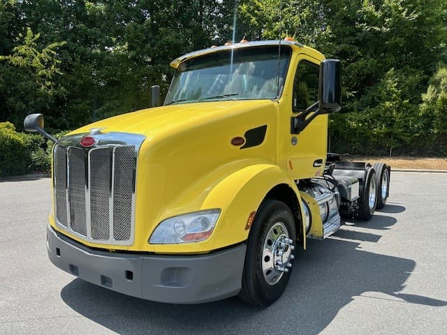 2021 PETERBILT 579