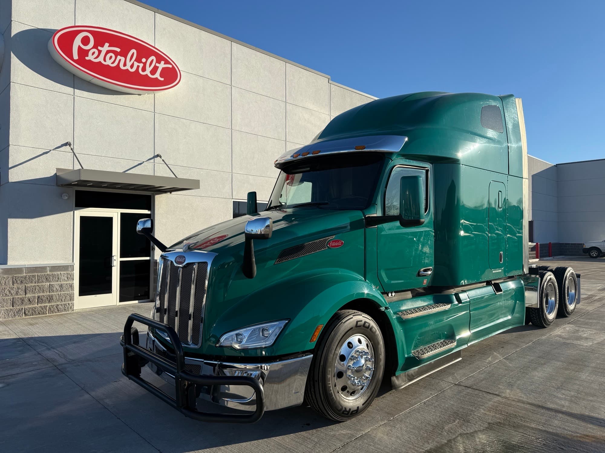 2023 PETERBILT 579