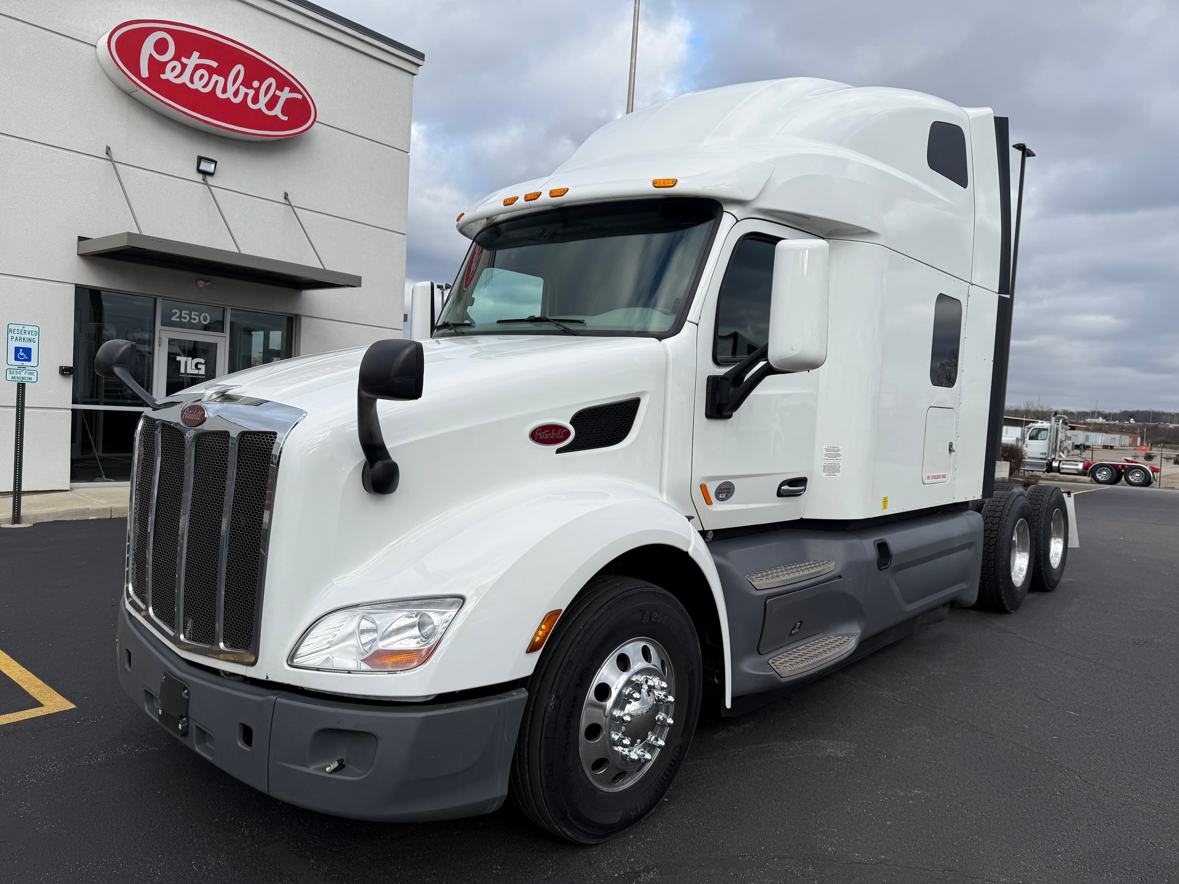 2021 PETERBILT 579