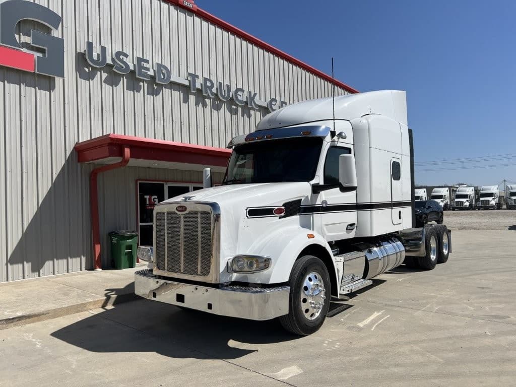 2022 PETERBILT 567