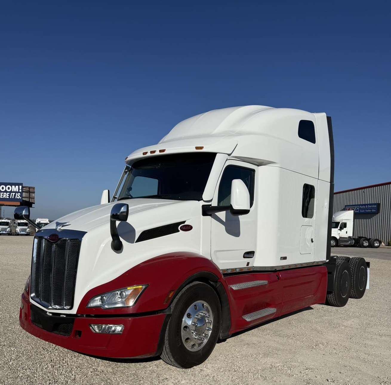 2023 PETERBILT 579