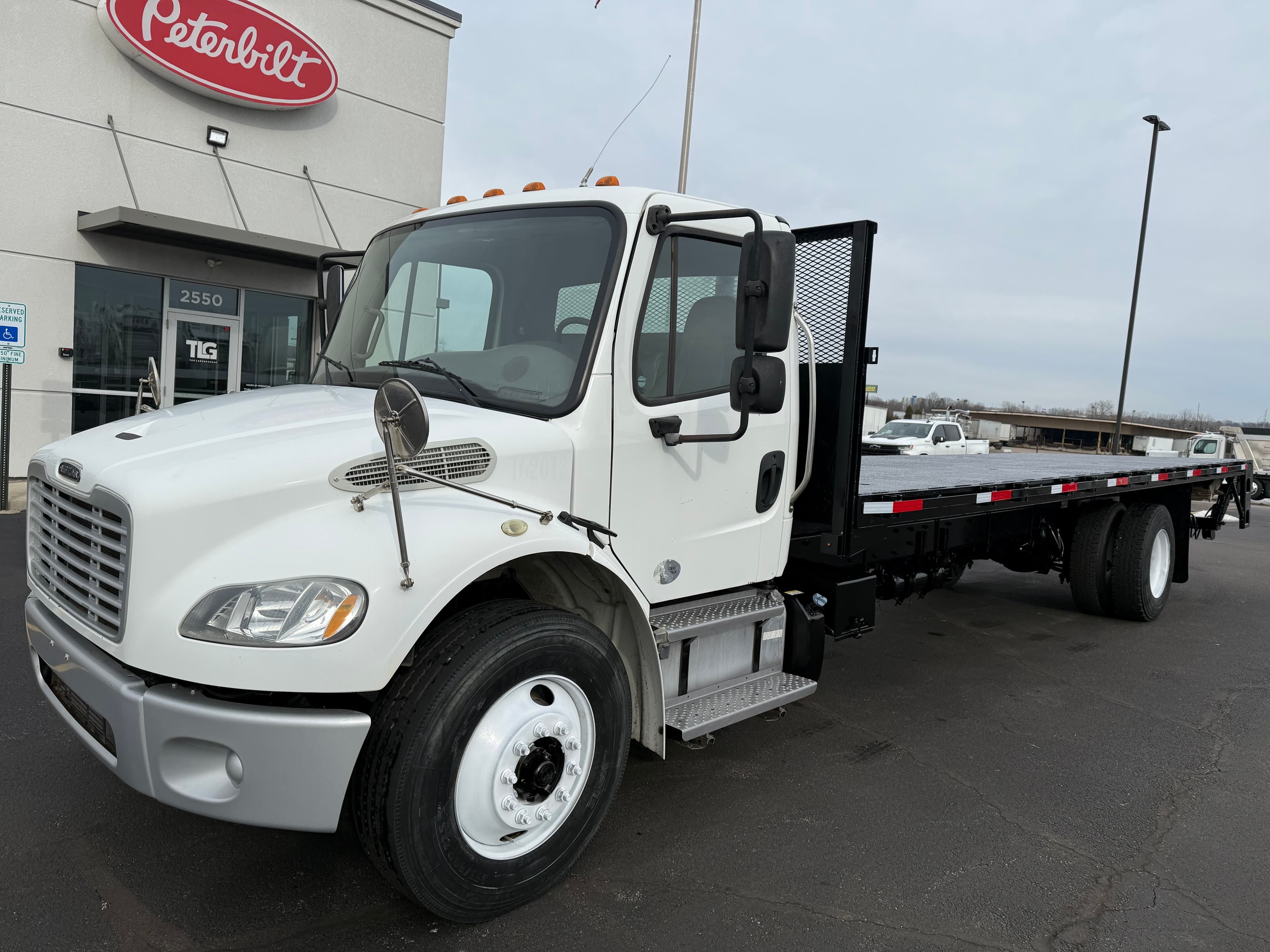 2016 Freightliner M2