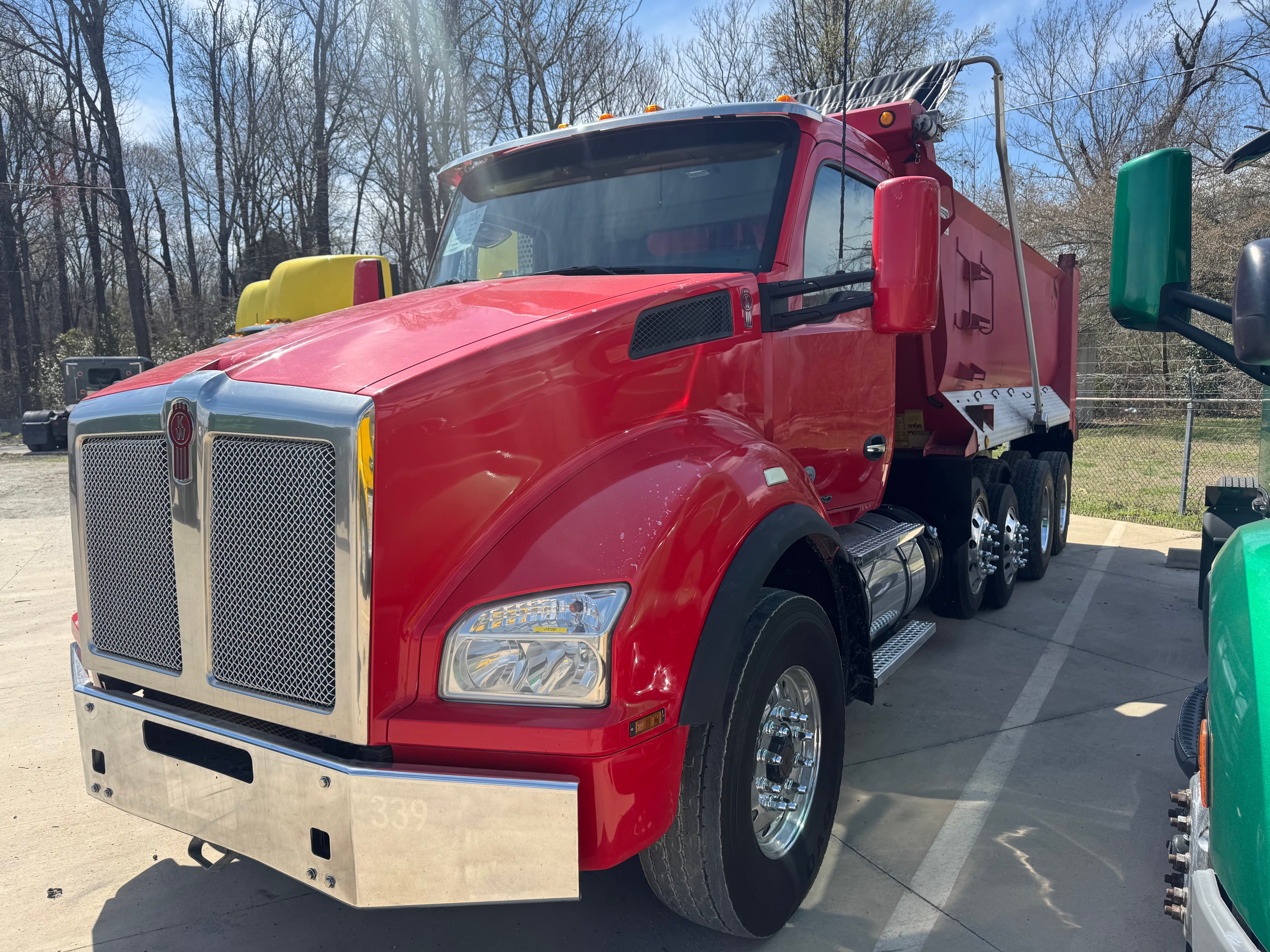 2017 KENWORTH T880