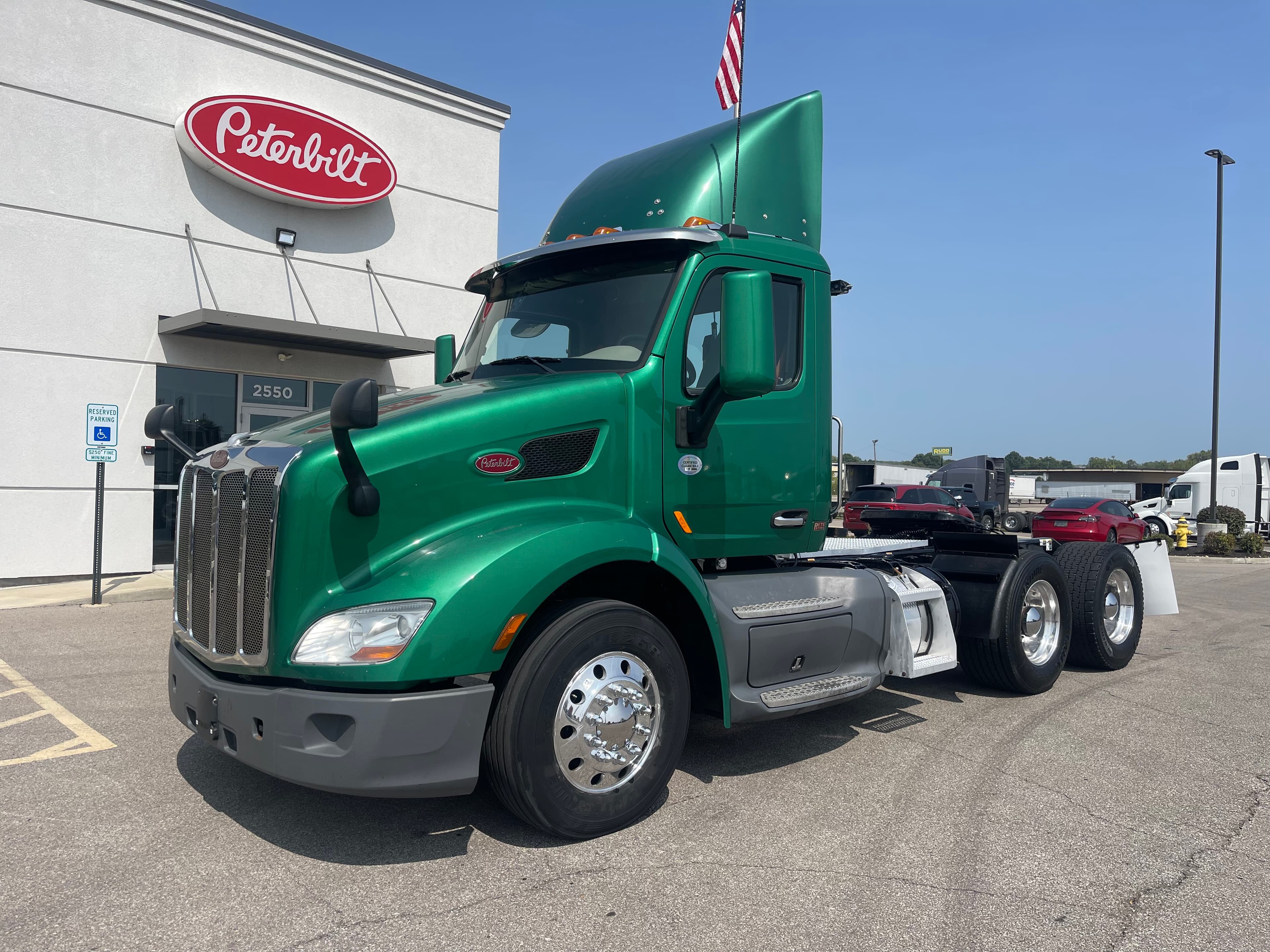 2019 PETERBILT 579