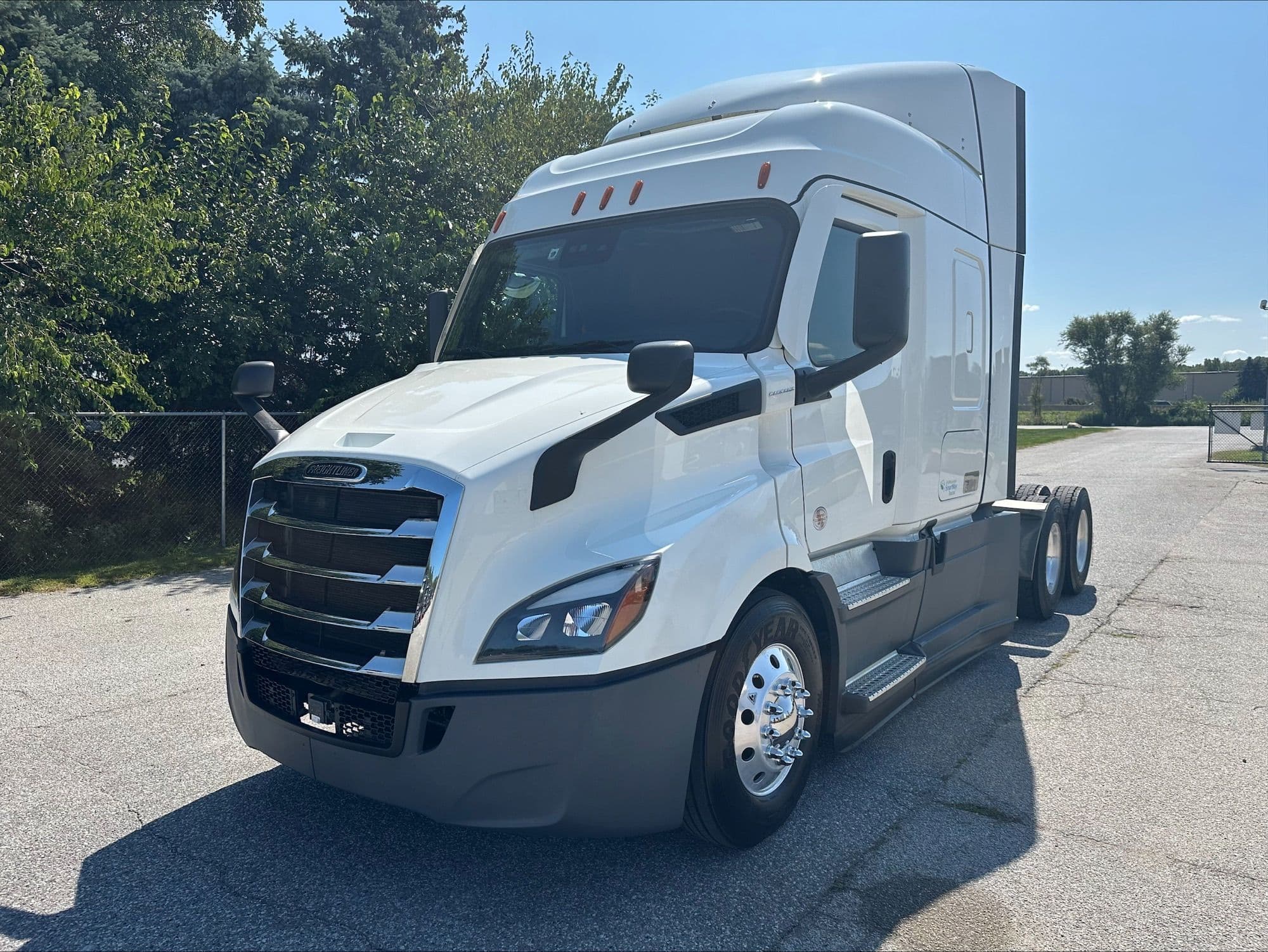 2022 FREIGHTLINER CASCADIA 116