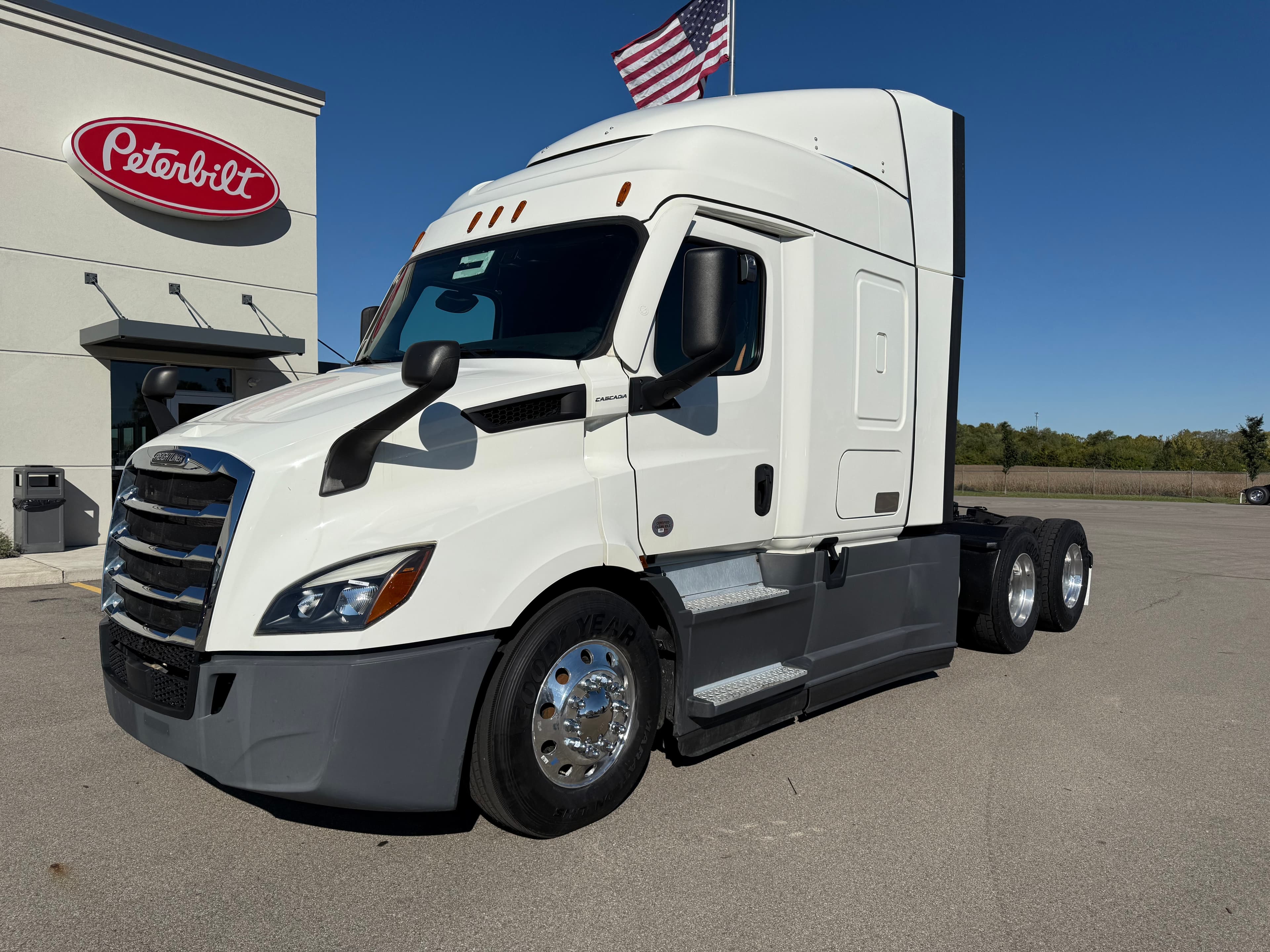 2022 FREIGHTLINER CASCADIA 116