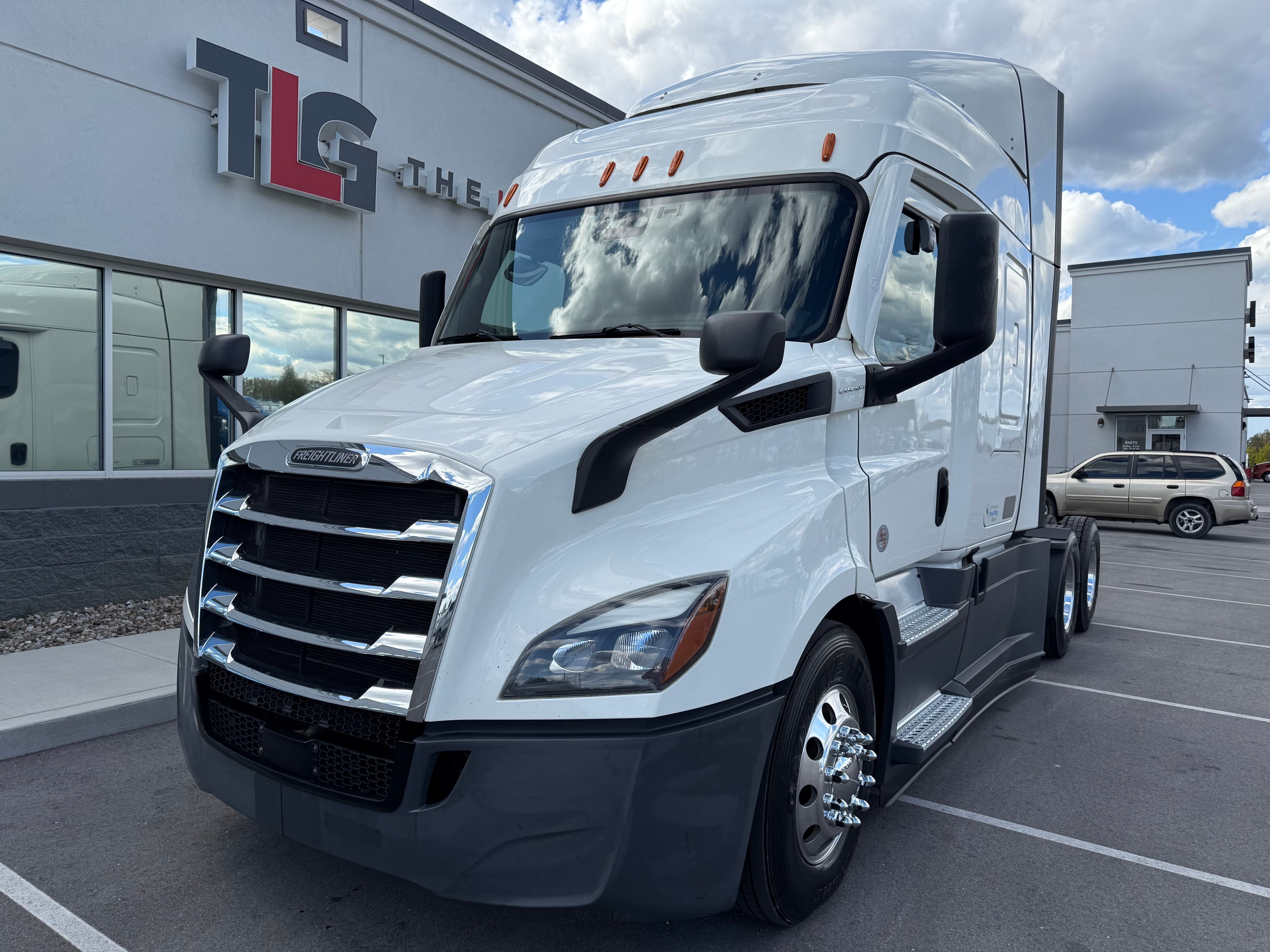 2022 FREIGHTLINER CASCADIA 116