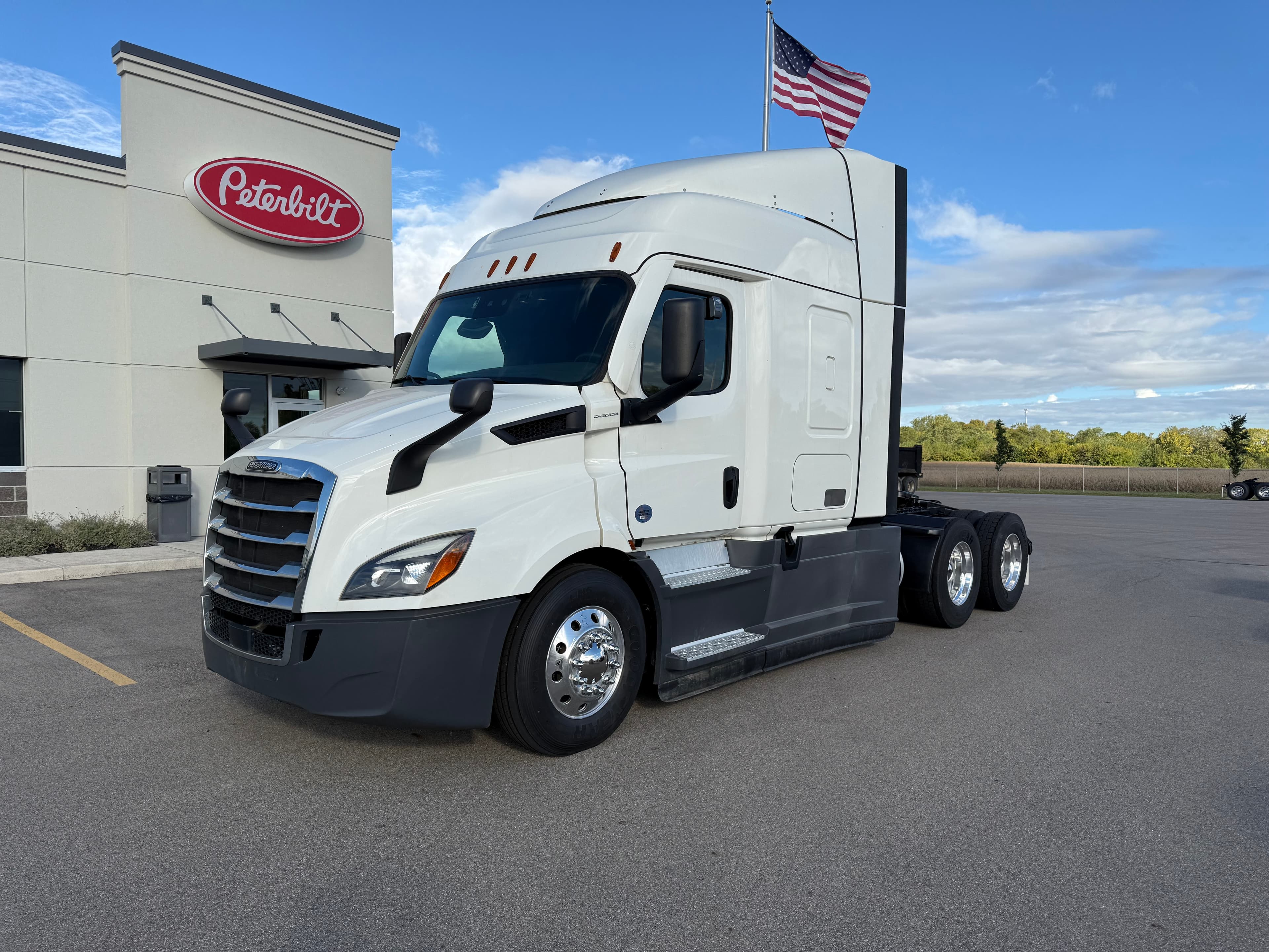 2022 FREIGHTLINER CASCADIA 116