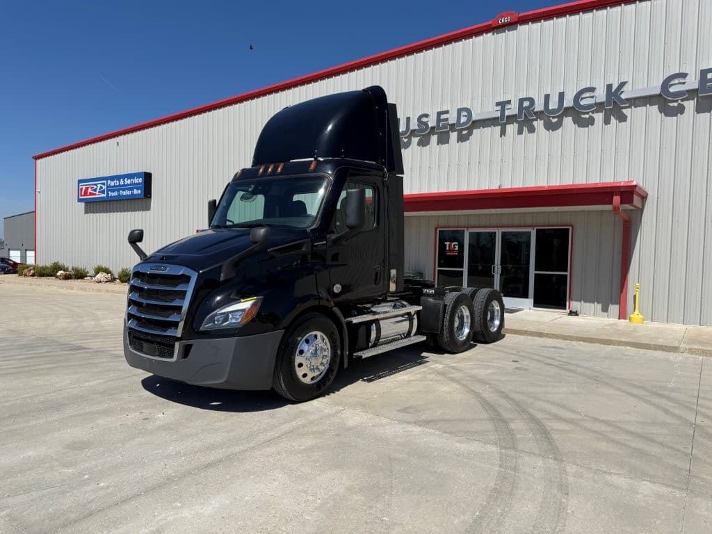 2022 FREIGHTLINER CASCADIA 116