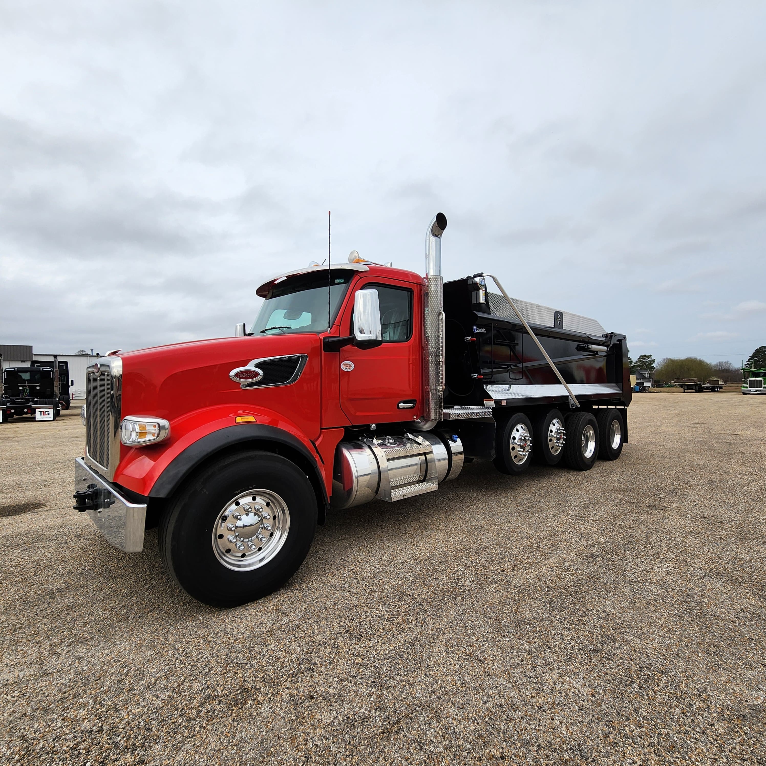 2026 PETERBILT 567