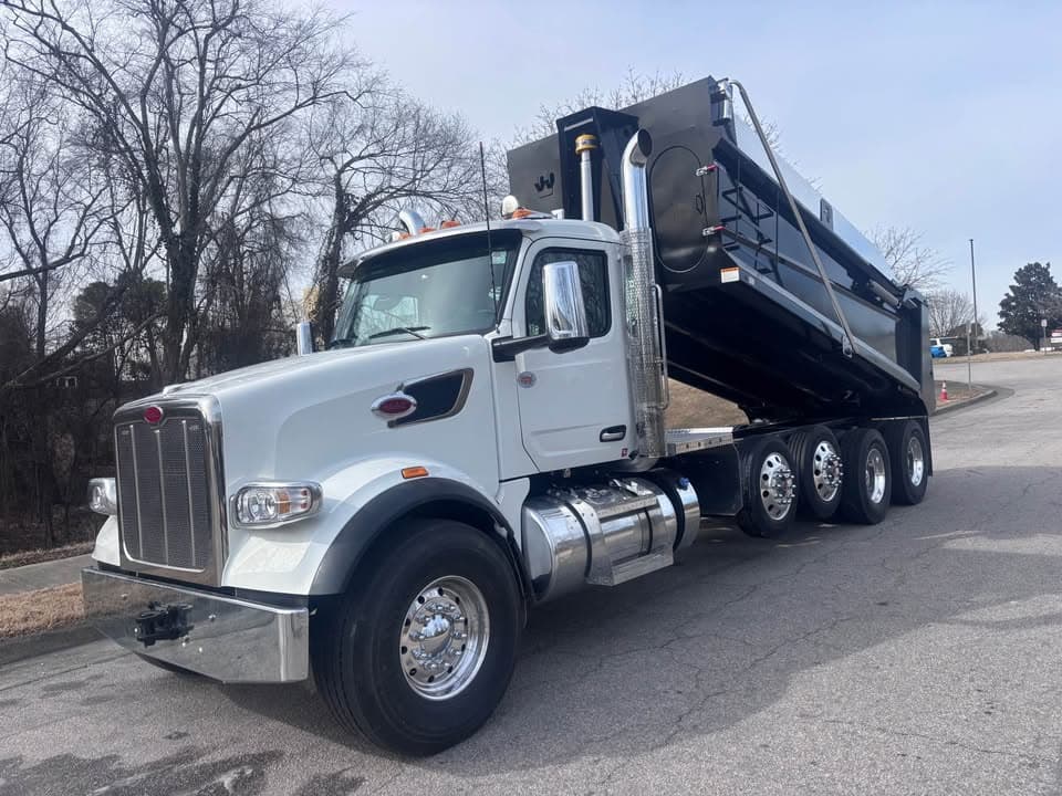 2026 Peterbilt 567
