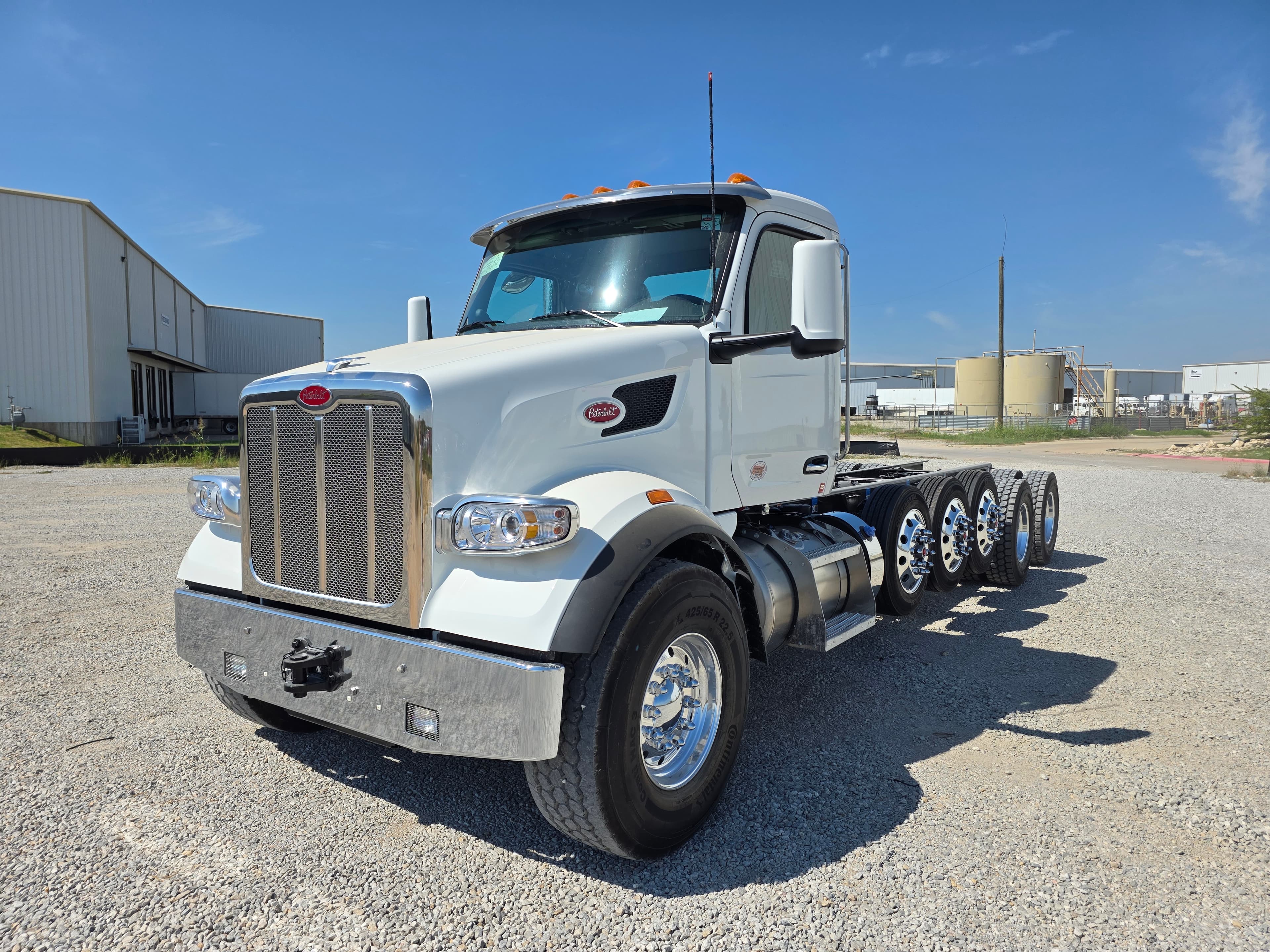 2026 PETERBILT 567
