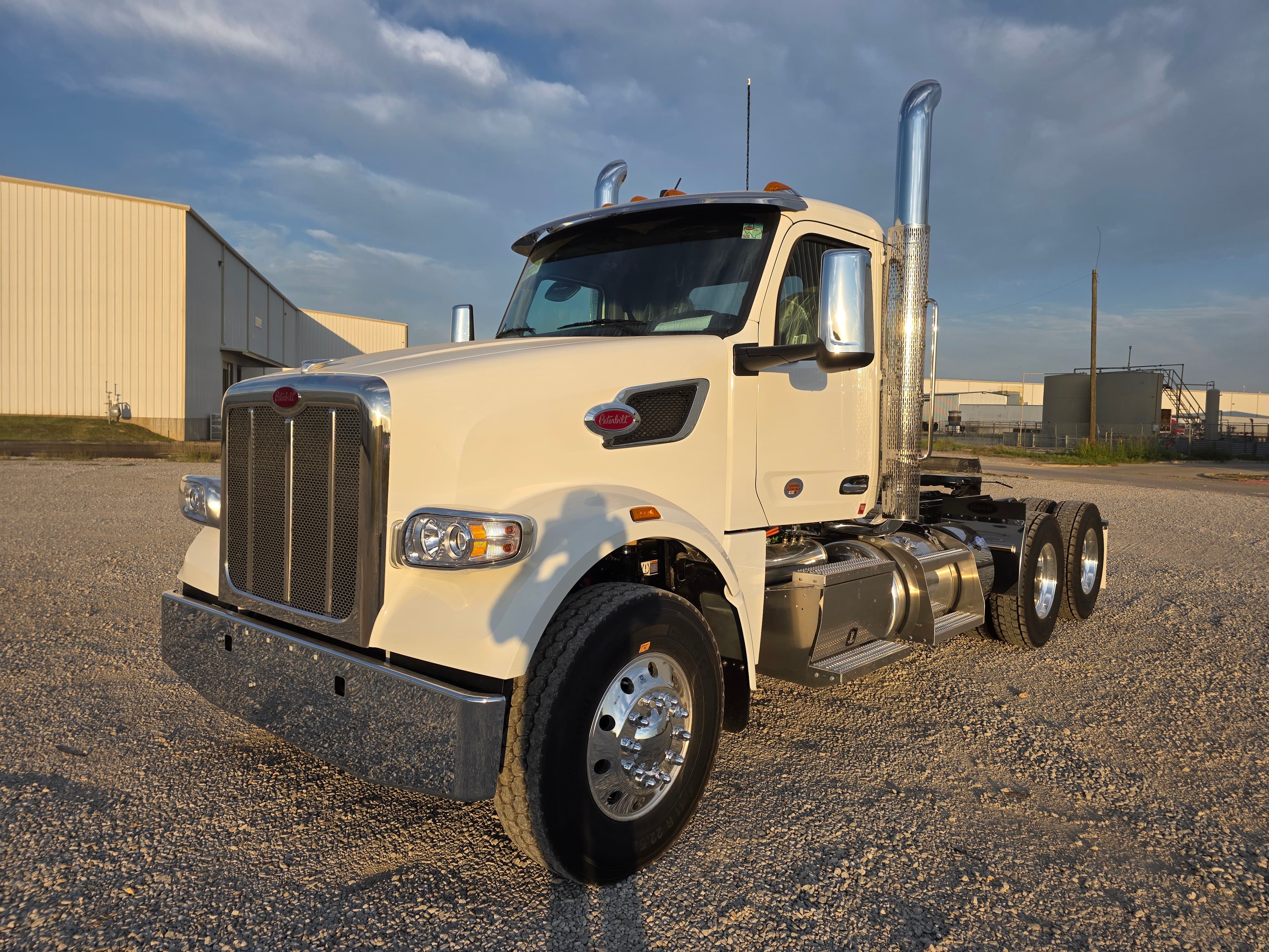2026 PETERBILT 567