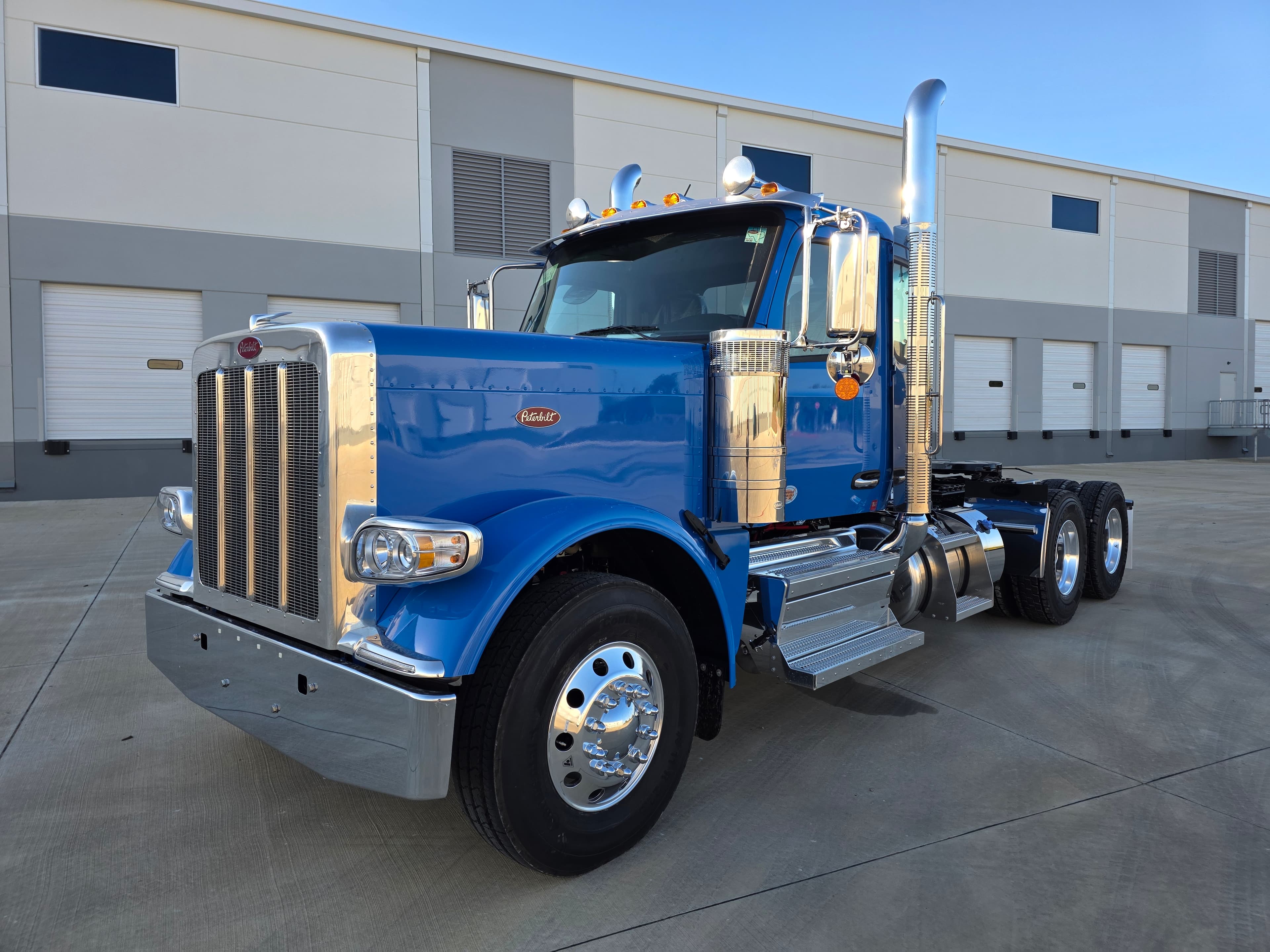 2026 PETERBILT 589