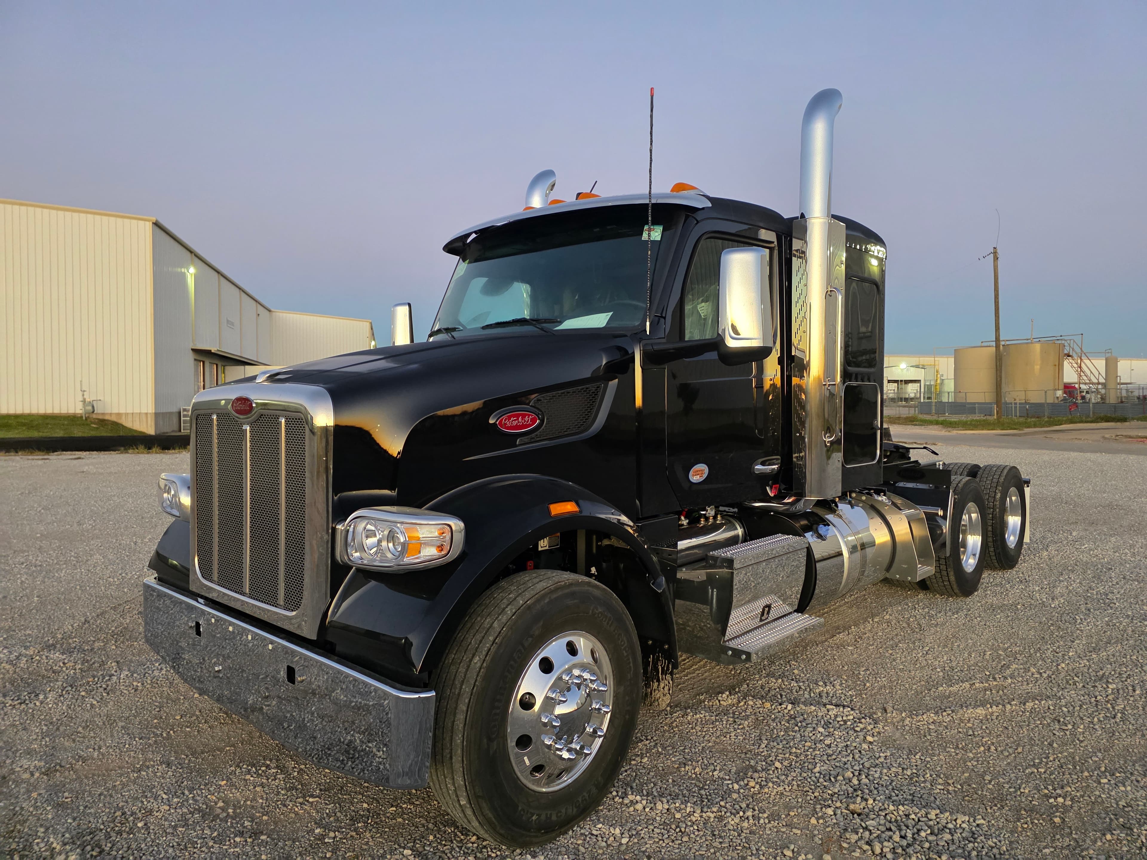 2026 PETERBILT 567