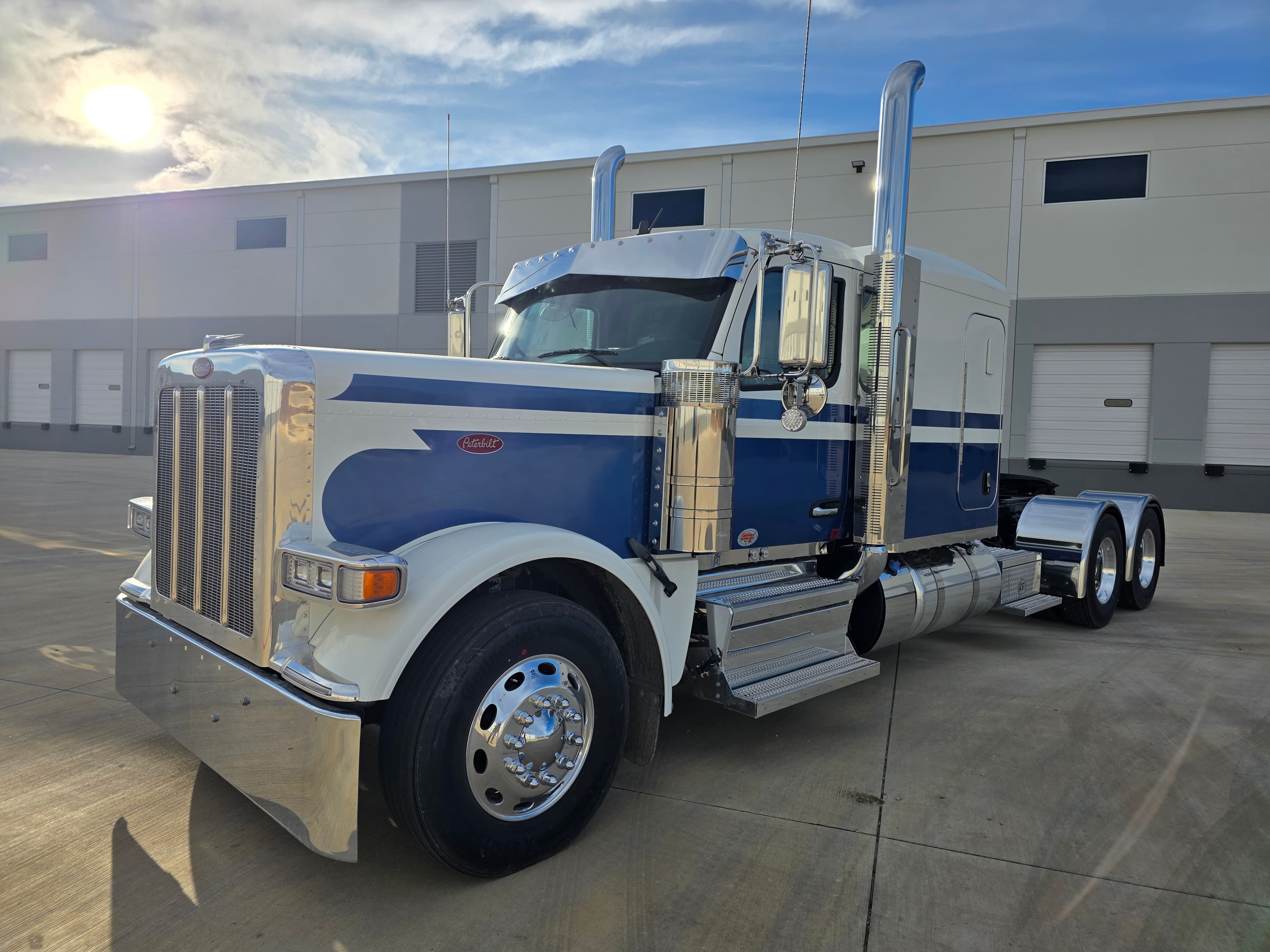 2026 PETERBILT 589