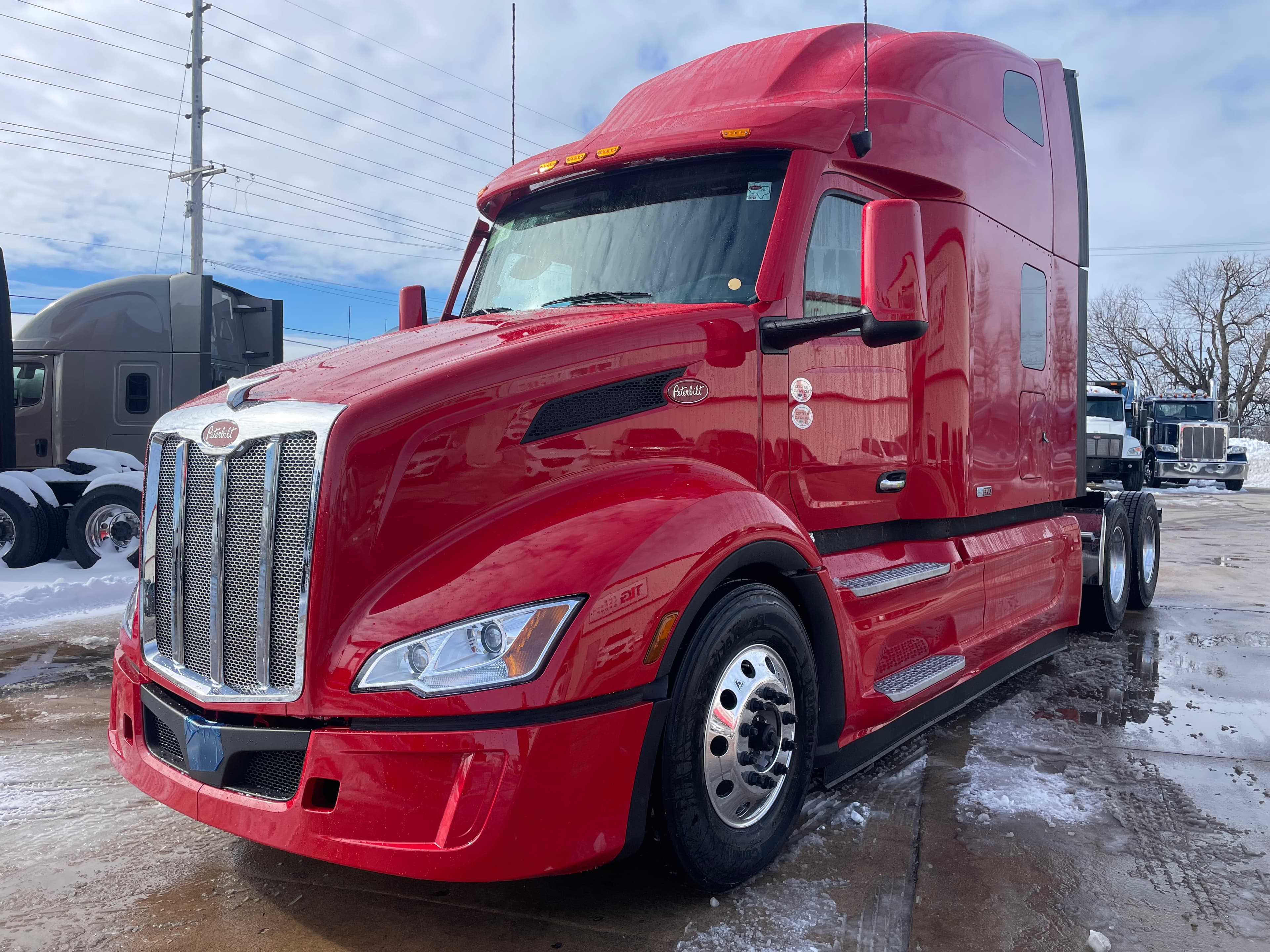 2027 PETERBILT 579