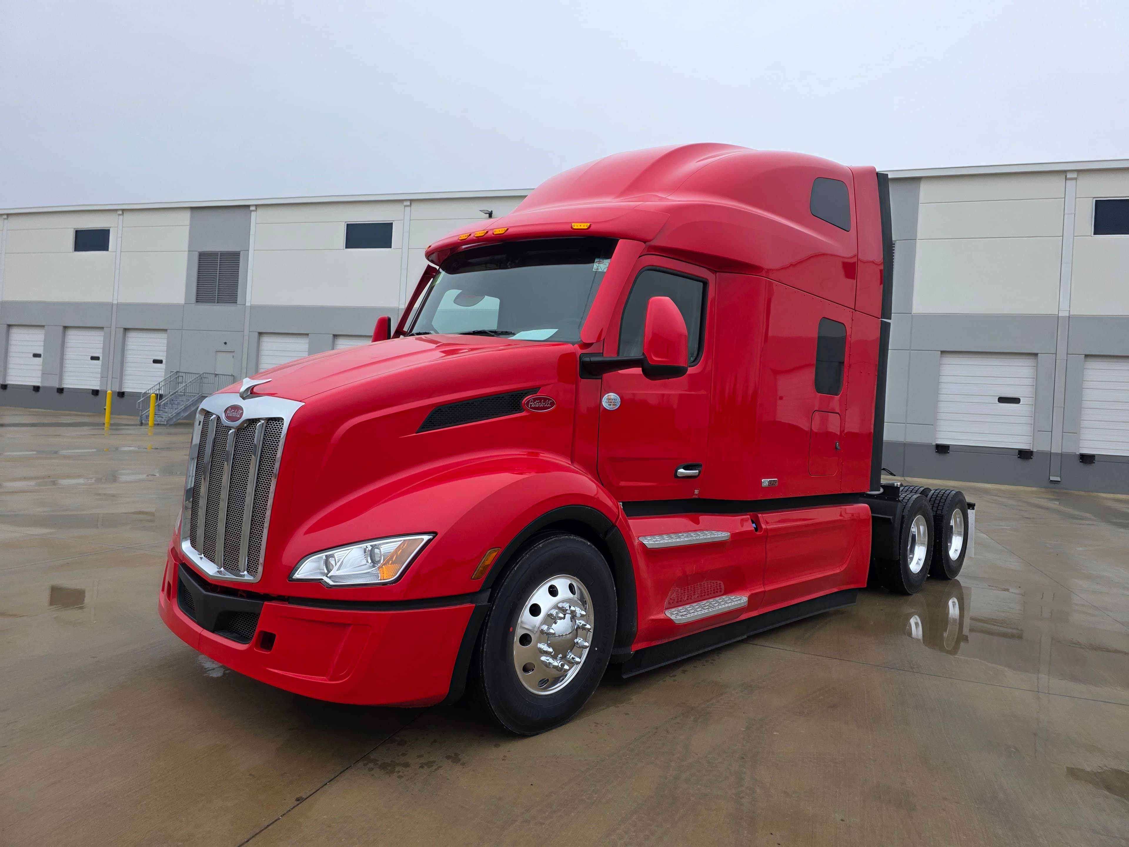 2027 PETERBILT 579