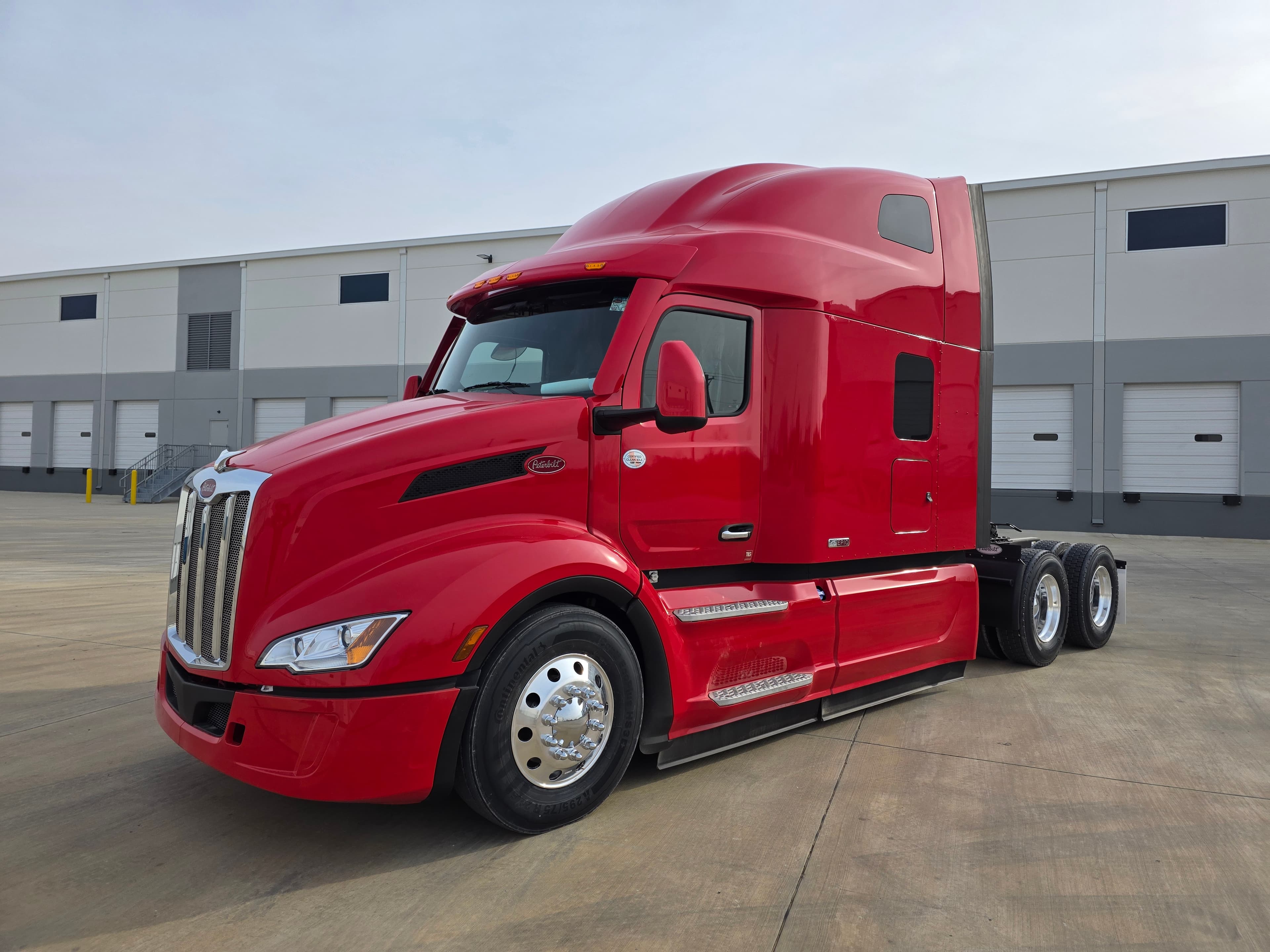 2027 PETERBILT 579