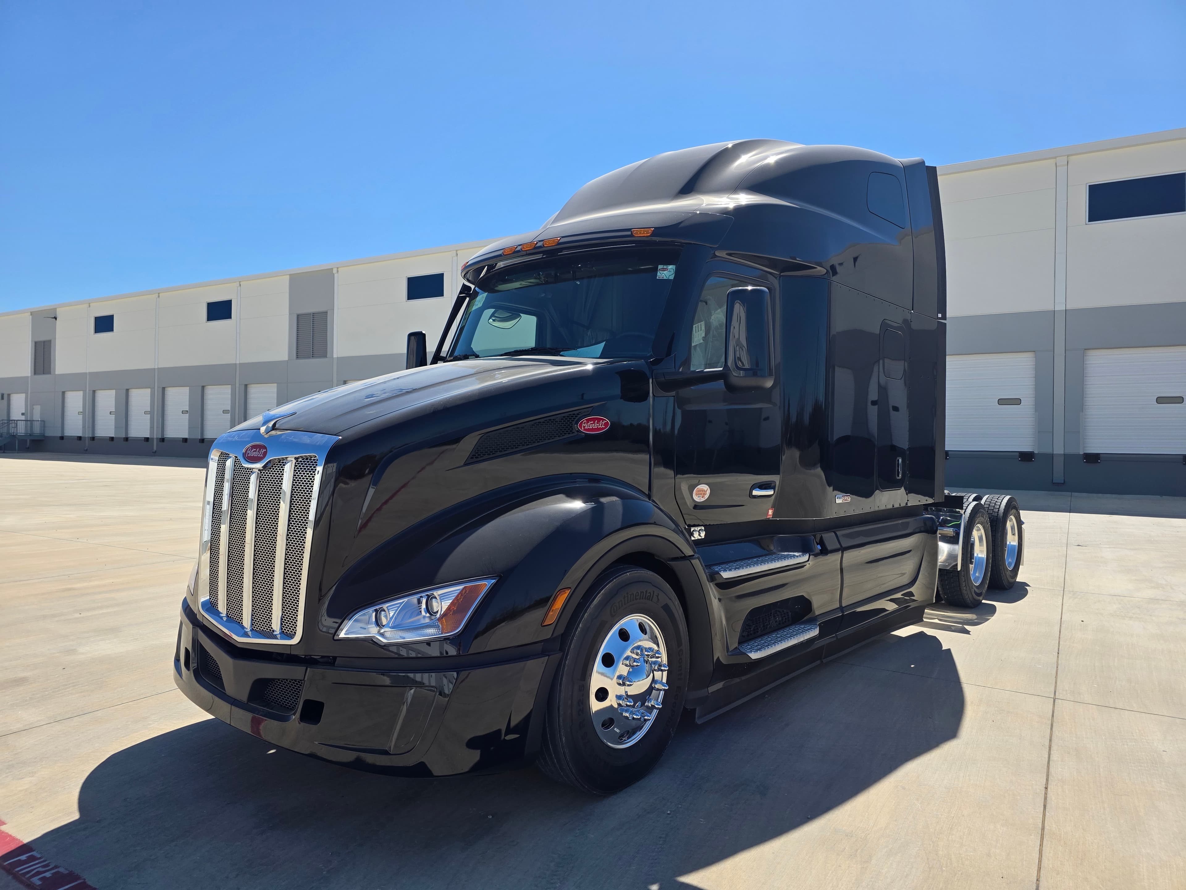 2027 PETERBILT 579