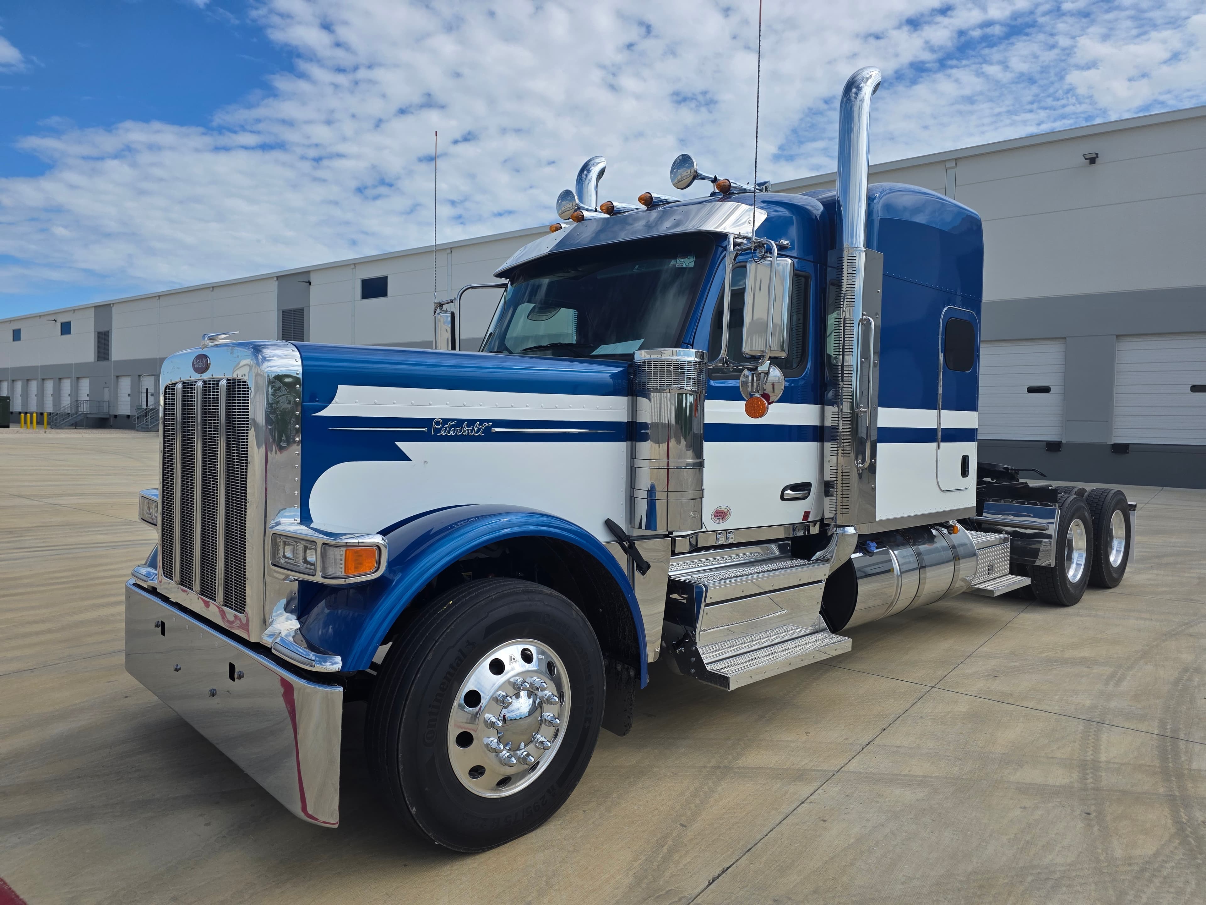 2027 Peterbilt 589