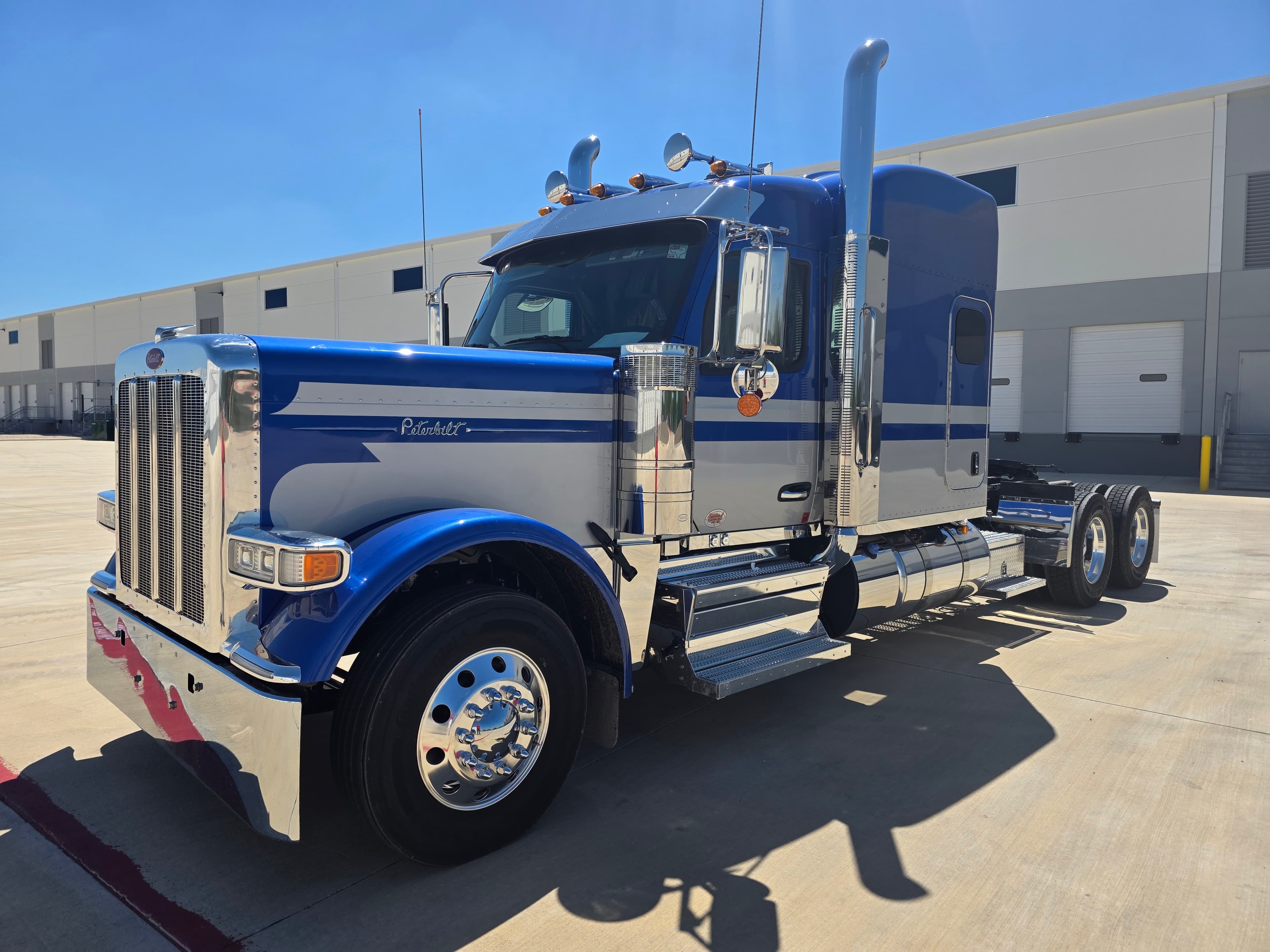 2027 Peterbilt 589