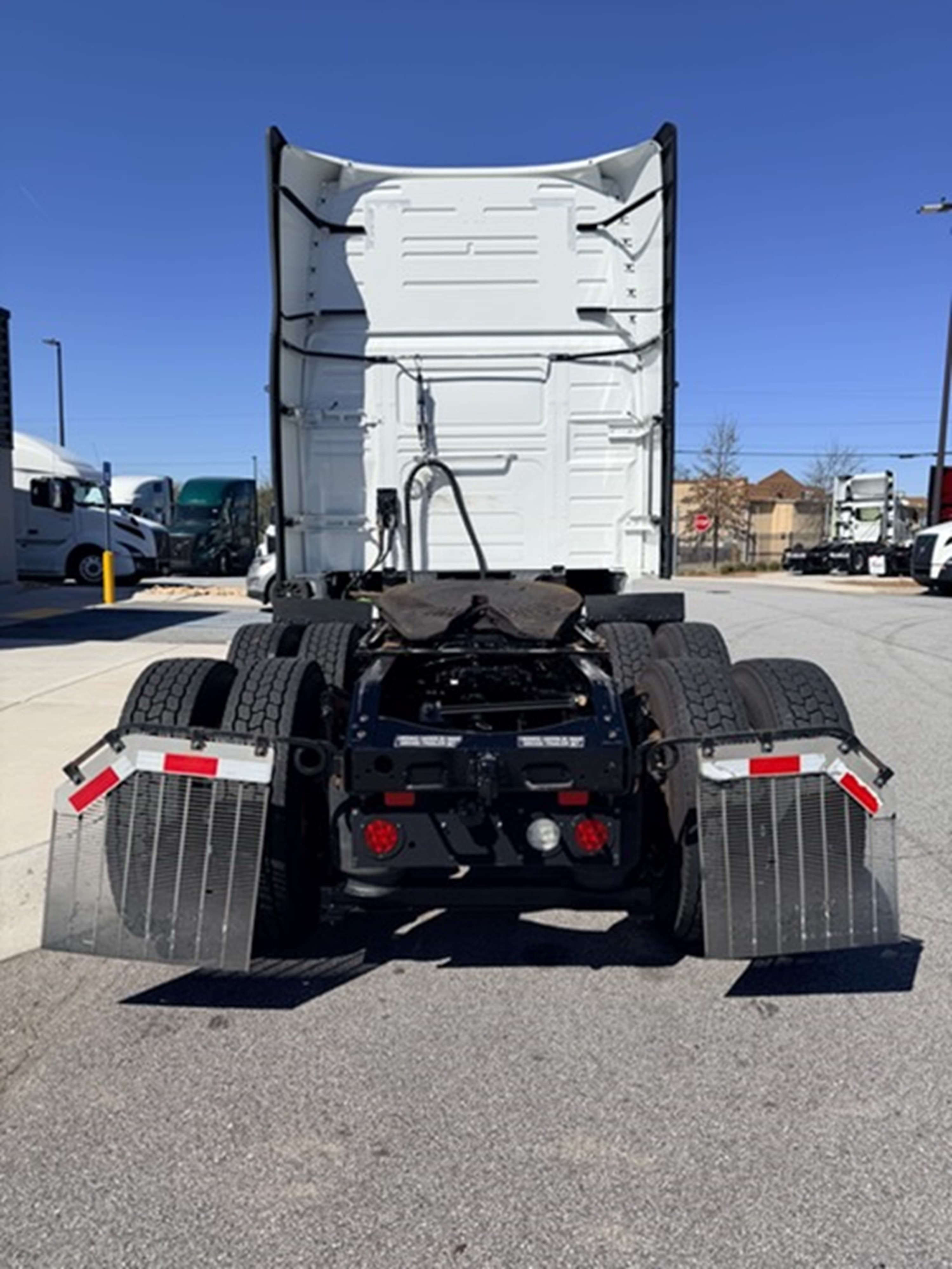 2023 Volvo VNL 760 in ATLANTA (700 & 703), GA — photo 4