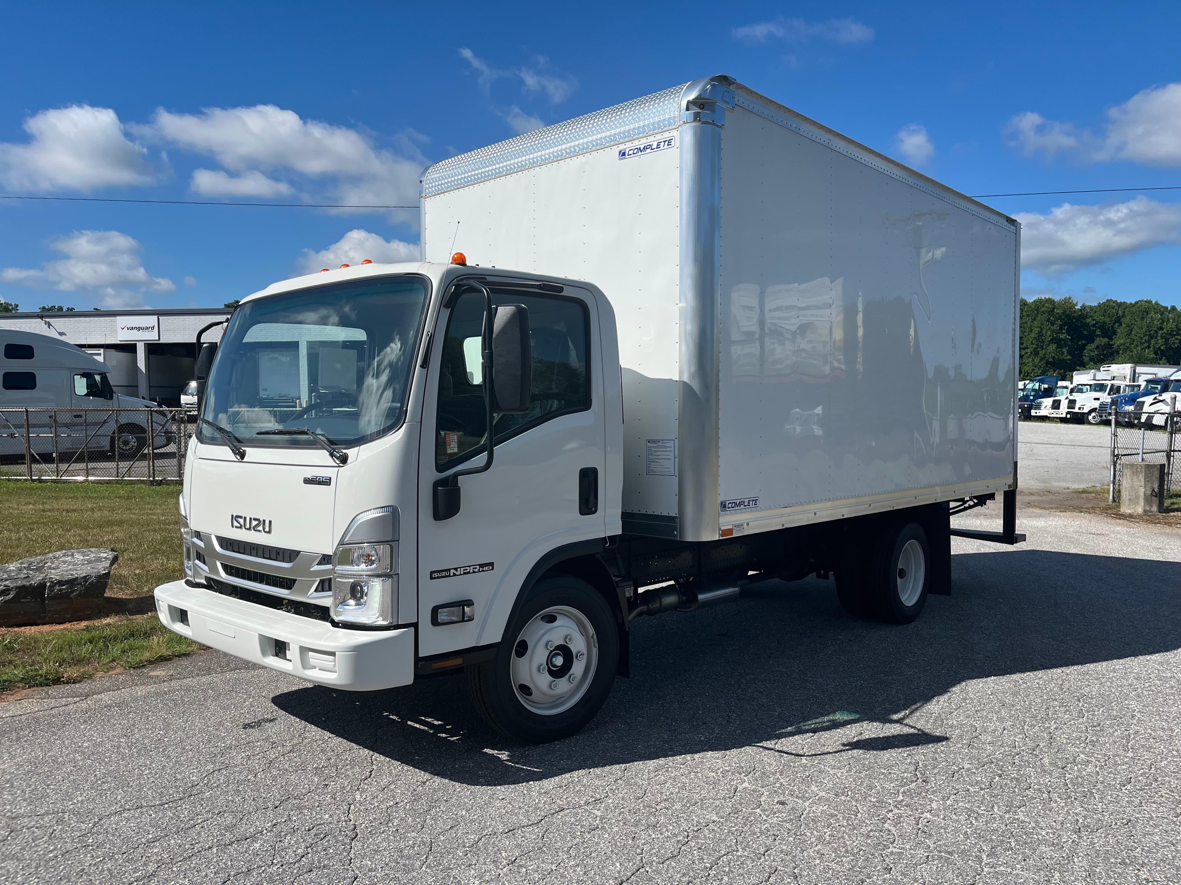 2024 Isuzu NPR