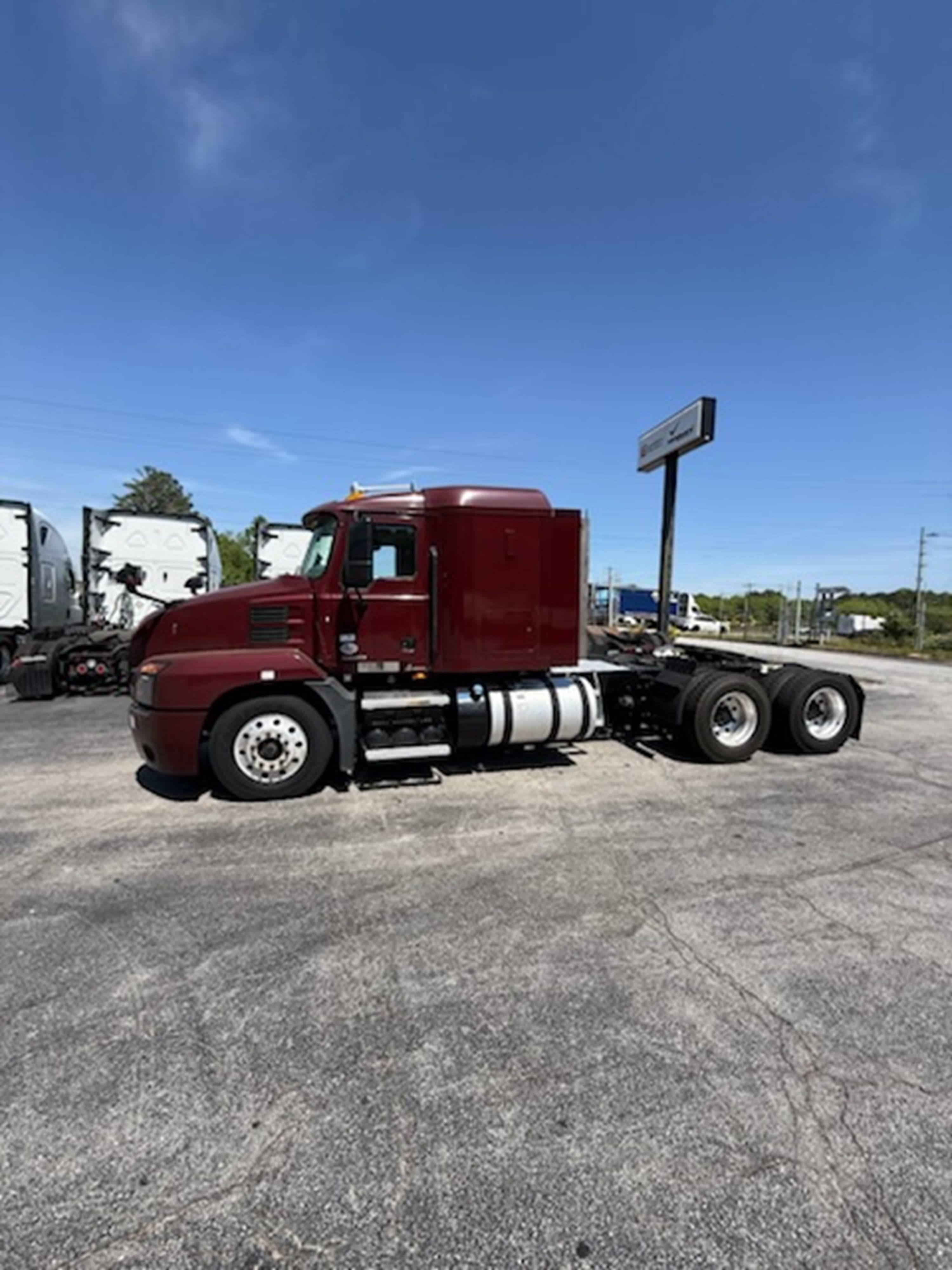 2020 Mack Anthem in GUARDIAN ATLANTA — photo 2