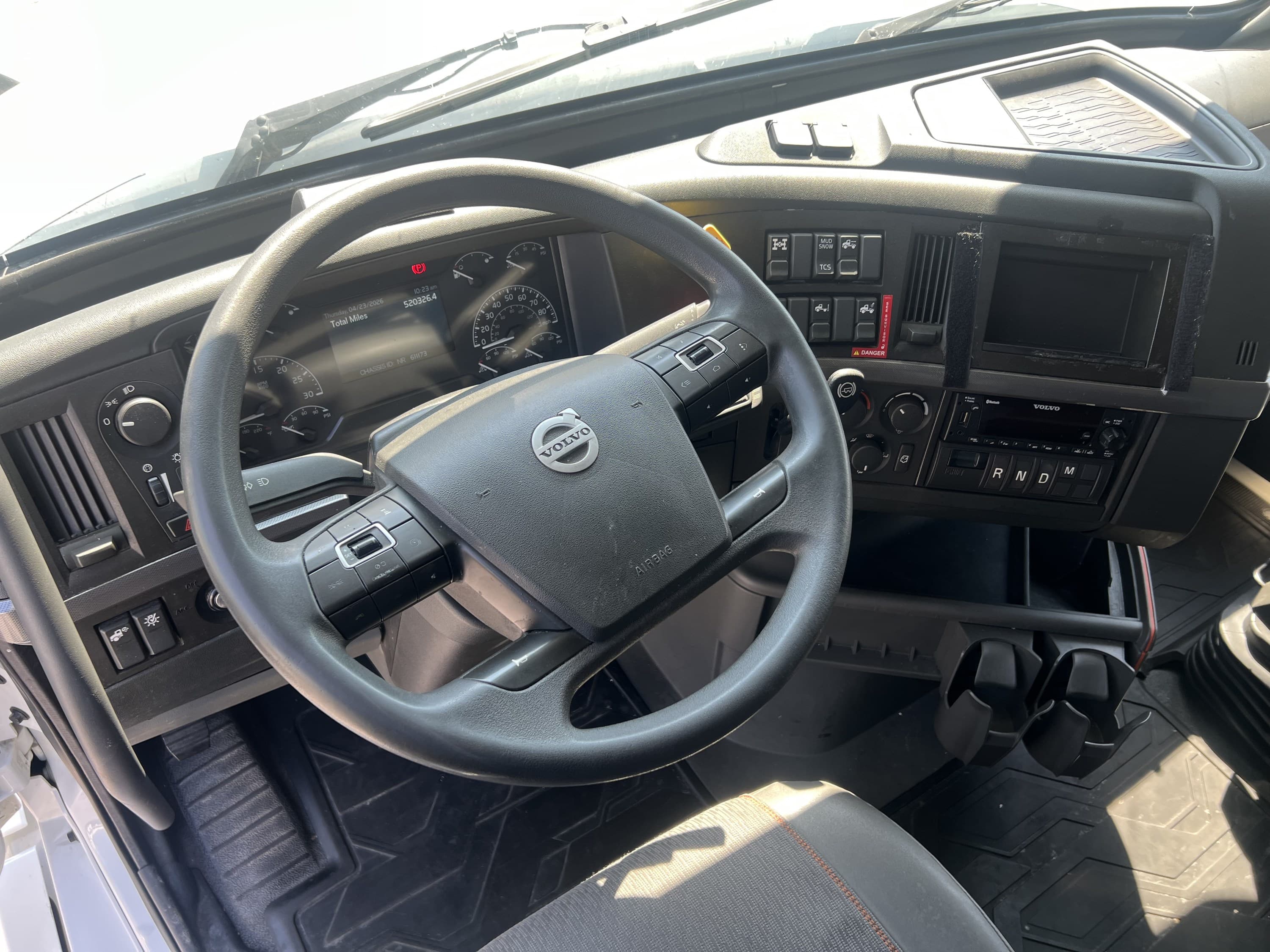 2023 Volvo VNL 760 in GA — photo 6
