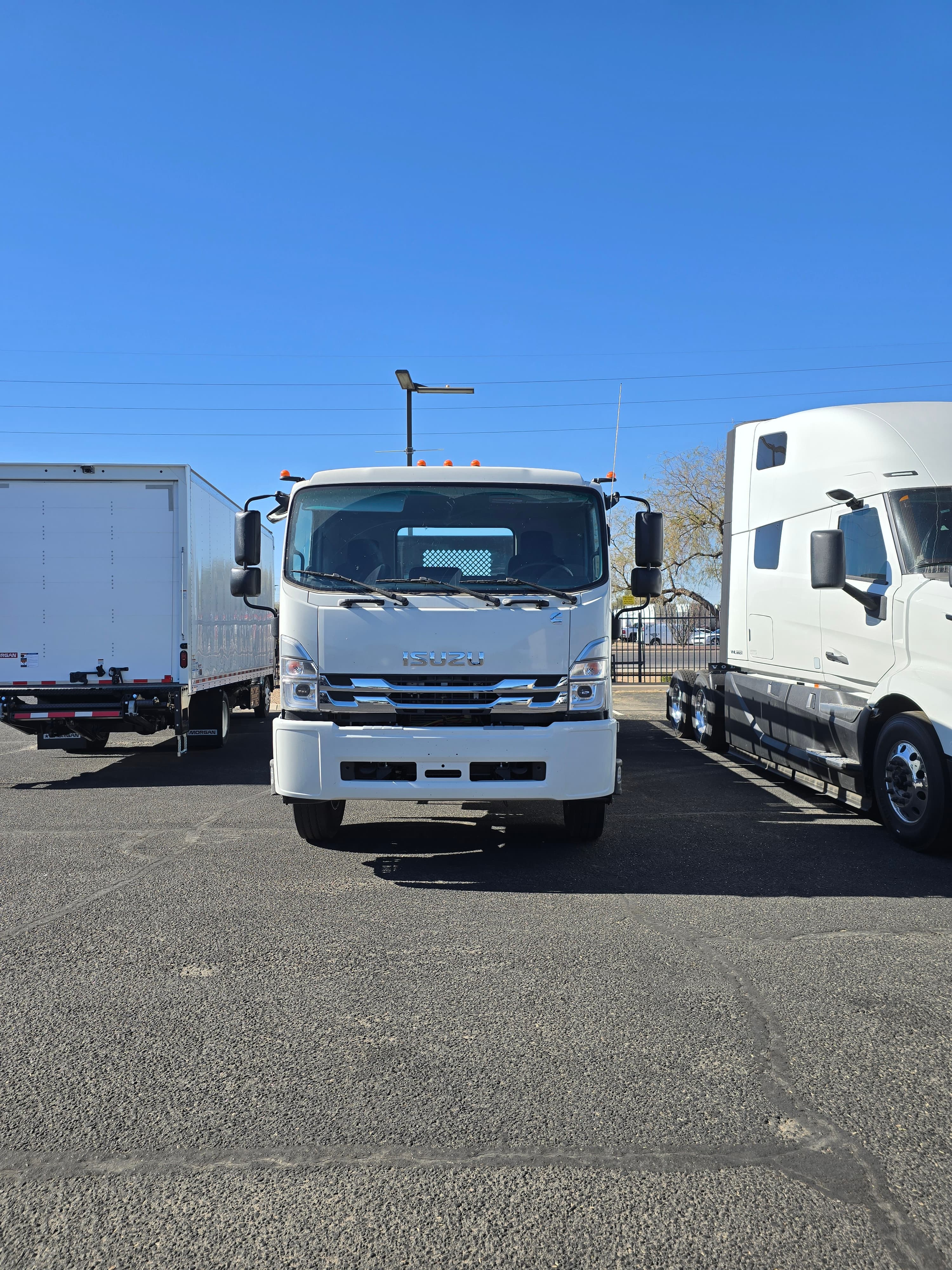 2025 Isuzu FTR